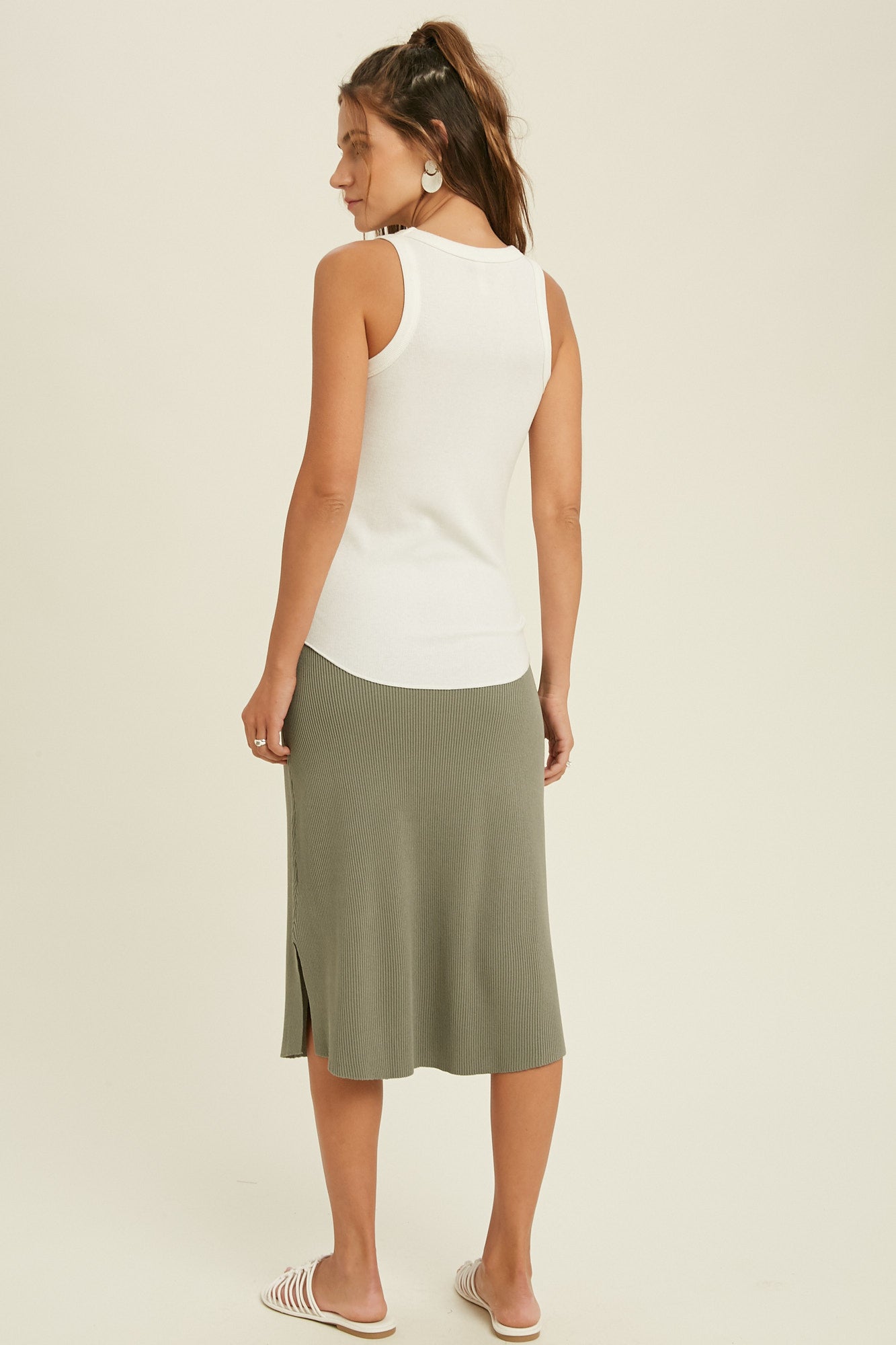Crew neck sleeveless fitted rib tank top Tank Top Wishlist