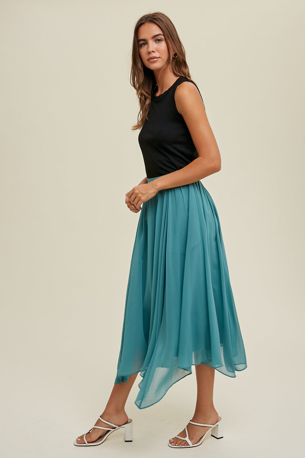Crew neck sleeveless fitted rib tank top Tank Top Wishlist