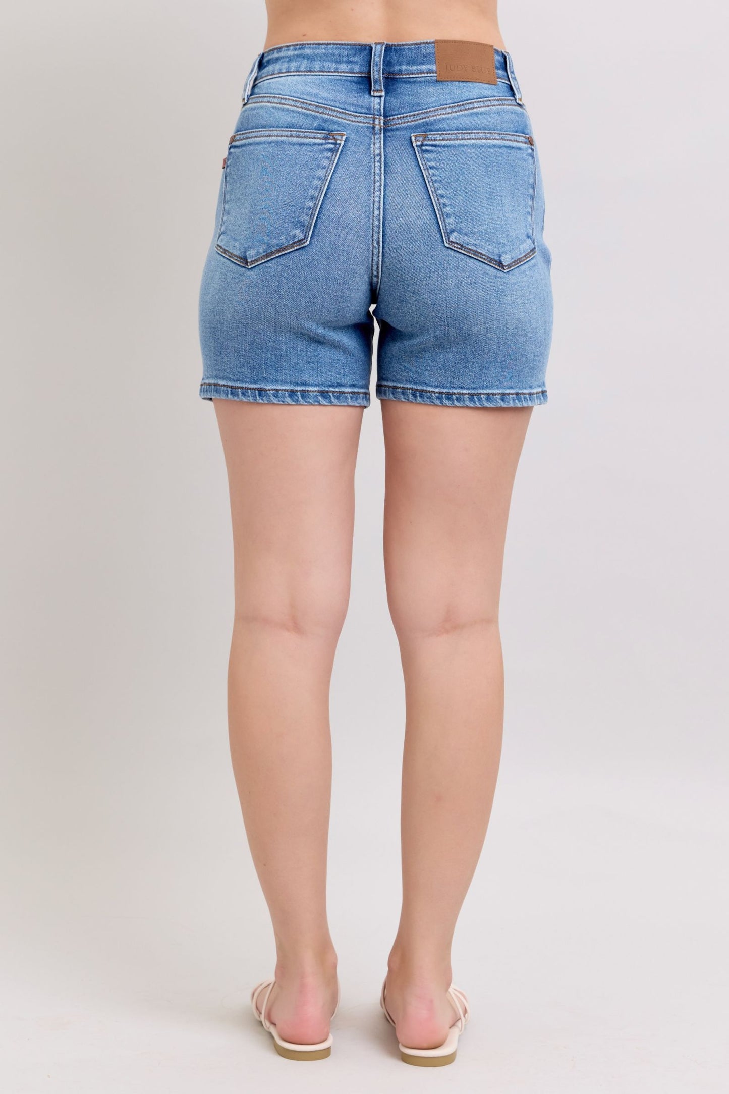 Judy Blue Mid 2 button mid-length dad shorts