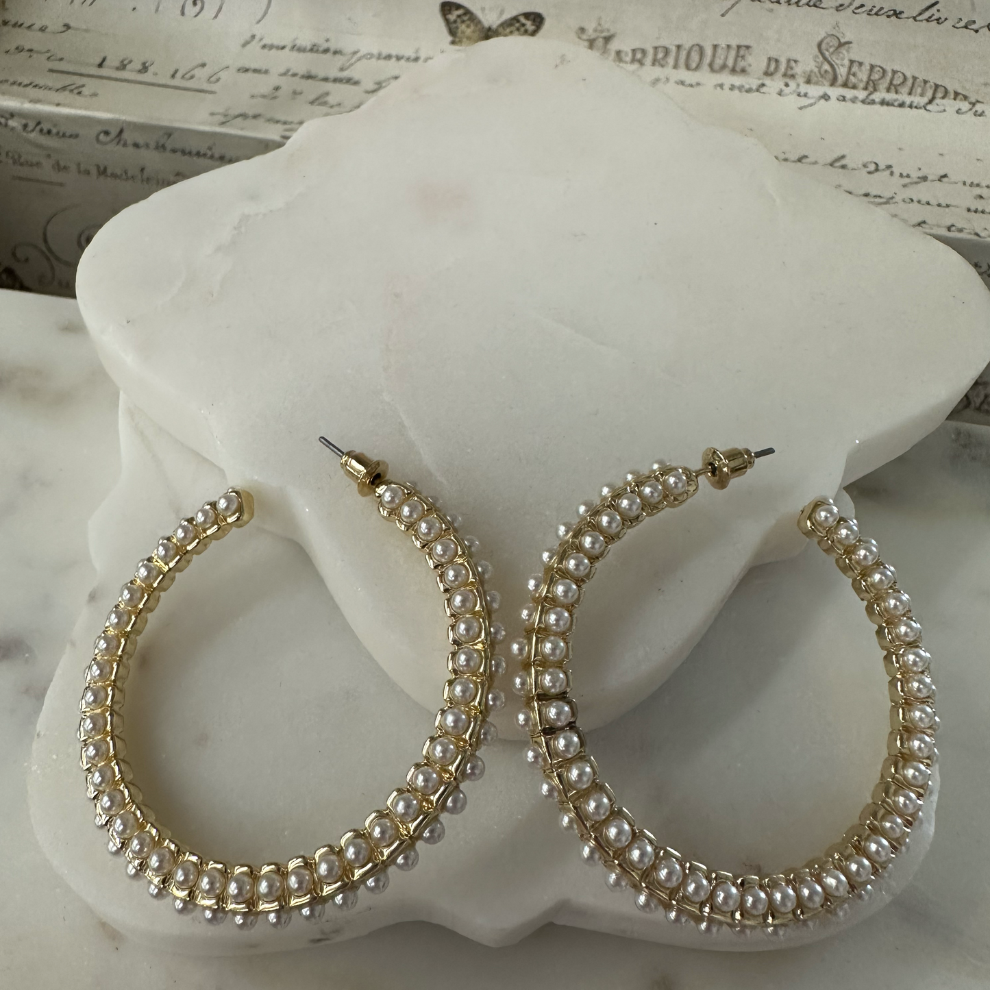 Avec pearls hoop earrings Earrings Dallas Market Center