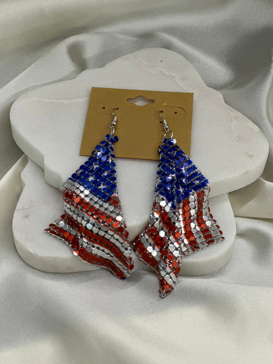 Red white blue USA flag wavy chain mesh earrings Earrings Accessories To Go