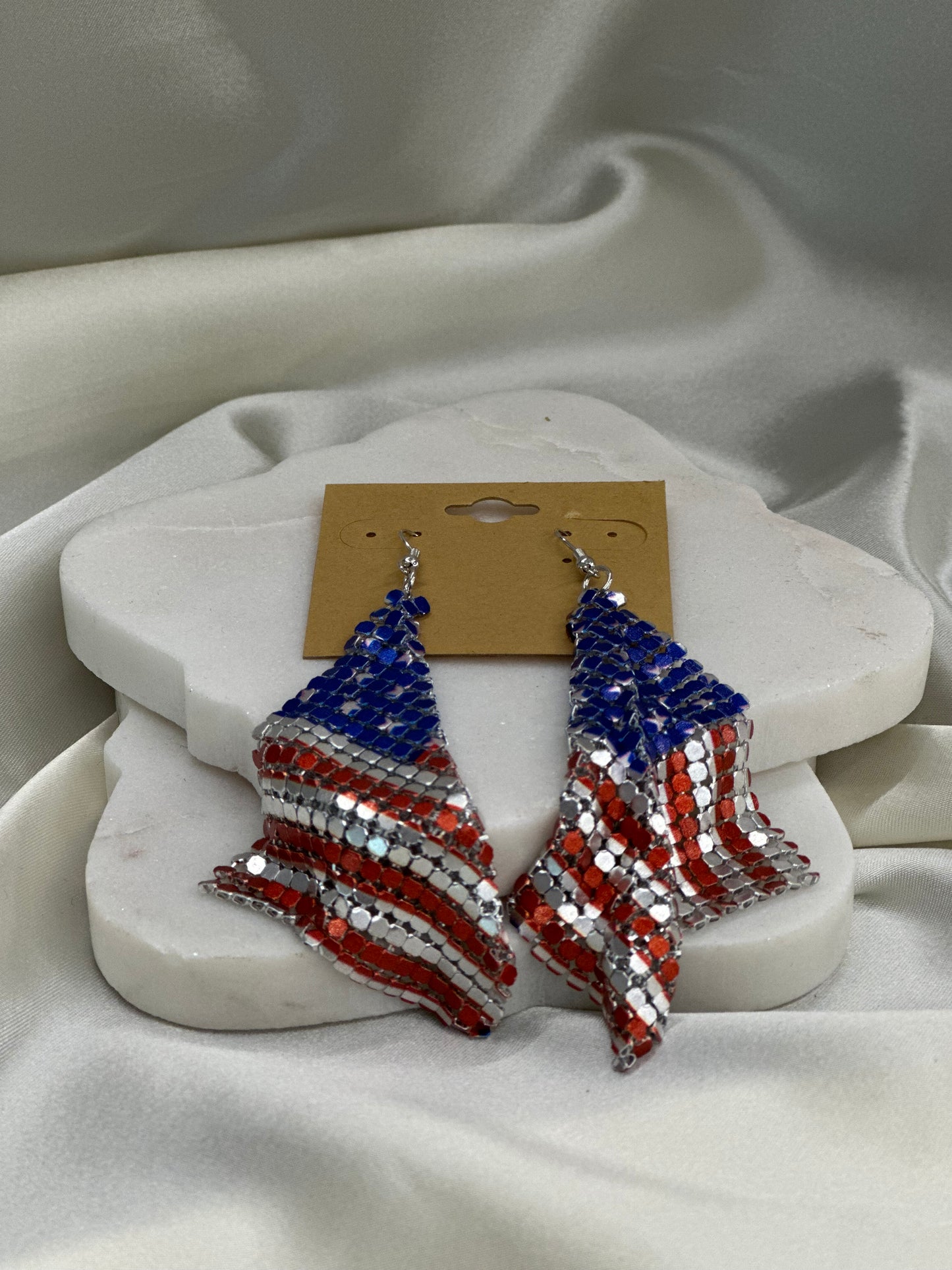 Red white blue USA flag wavy chain mesh earrings Earrings Accessories To Go