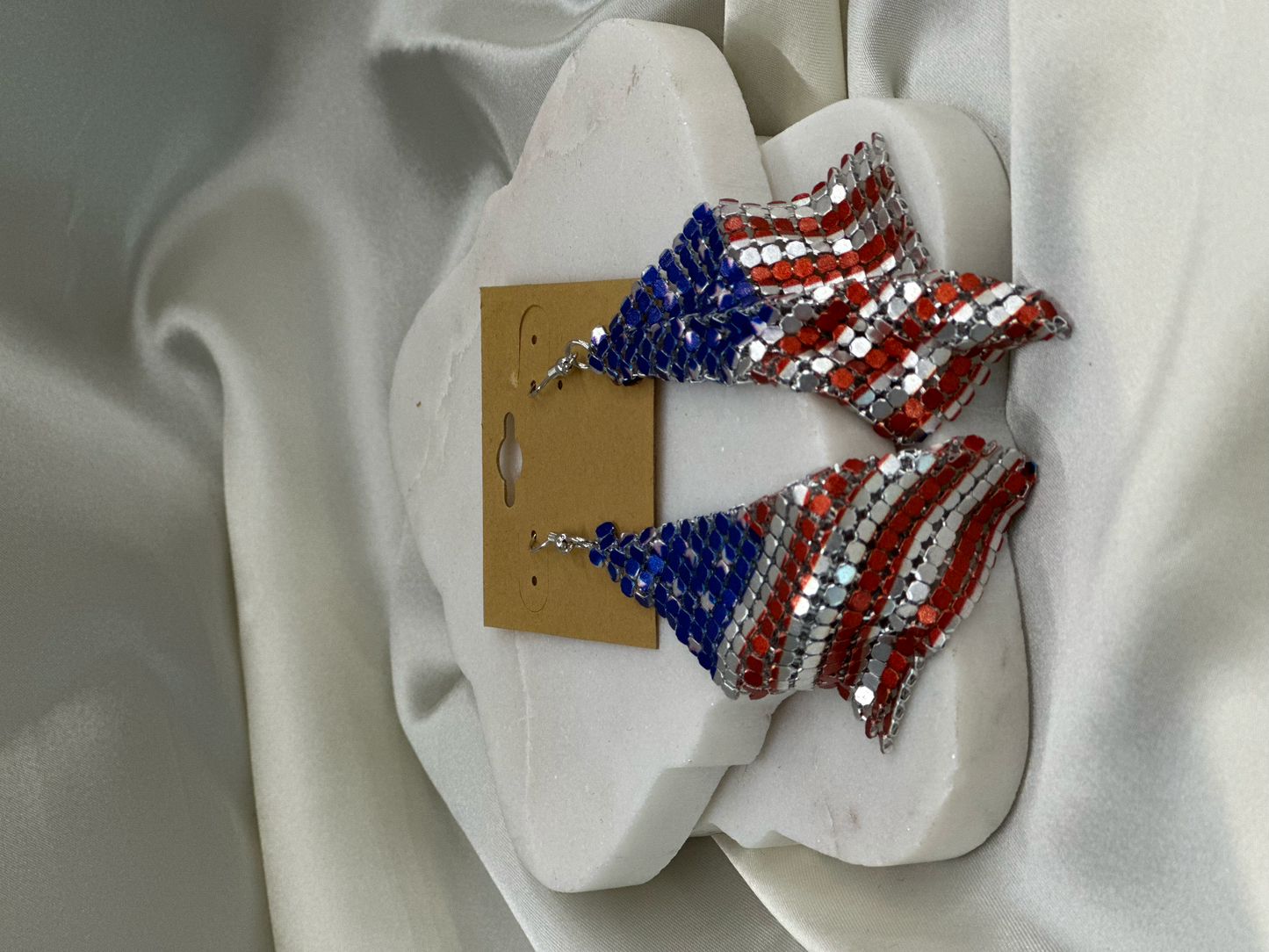 Red white blue USA flag wavy chain mesh earrings Earrings Accessories To Go