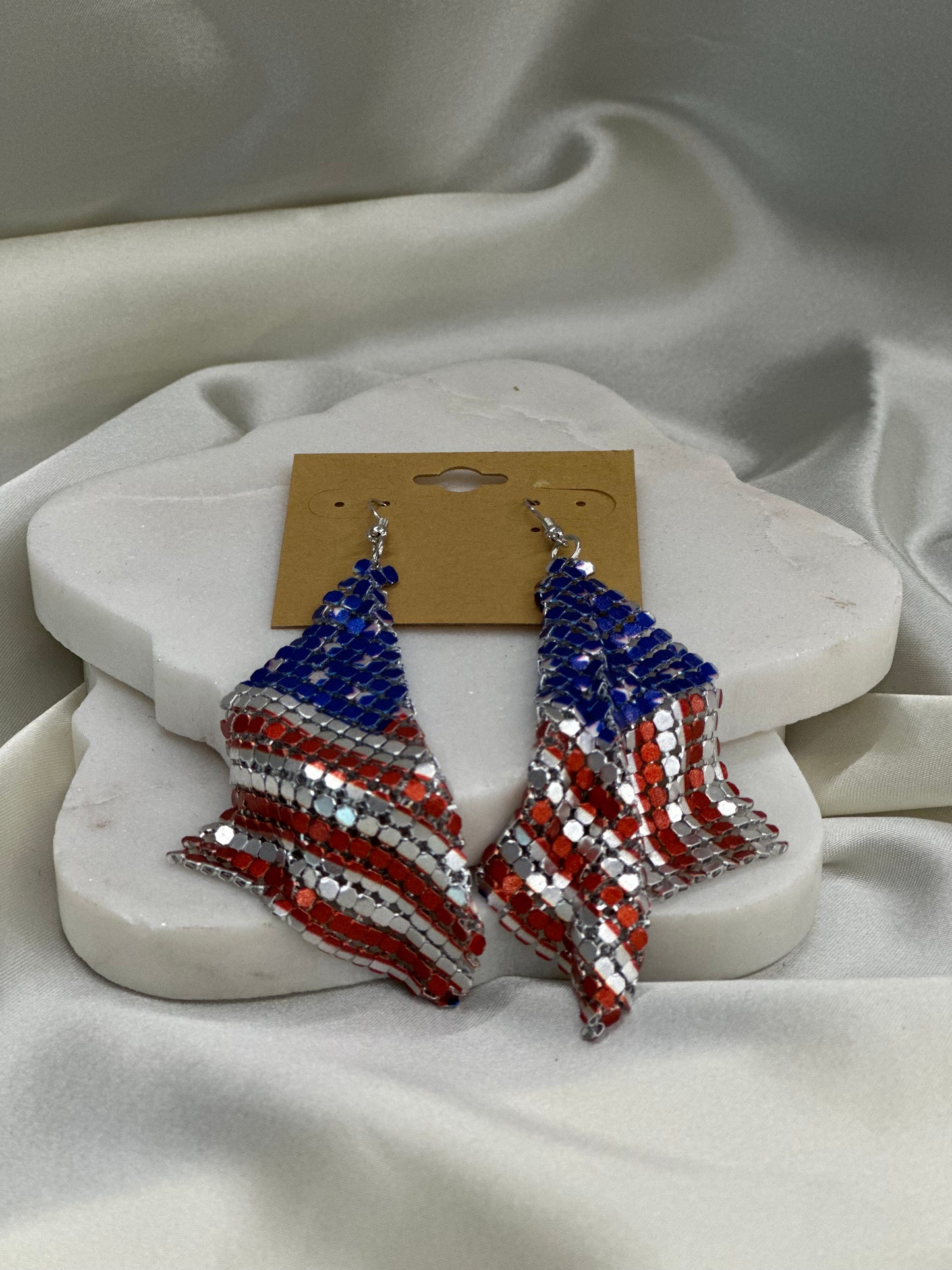 Red white blue USA flag wavy chain mesh earrings Earrings Accessories To Go