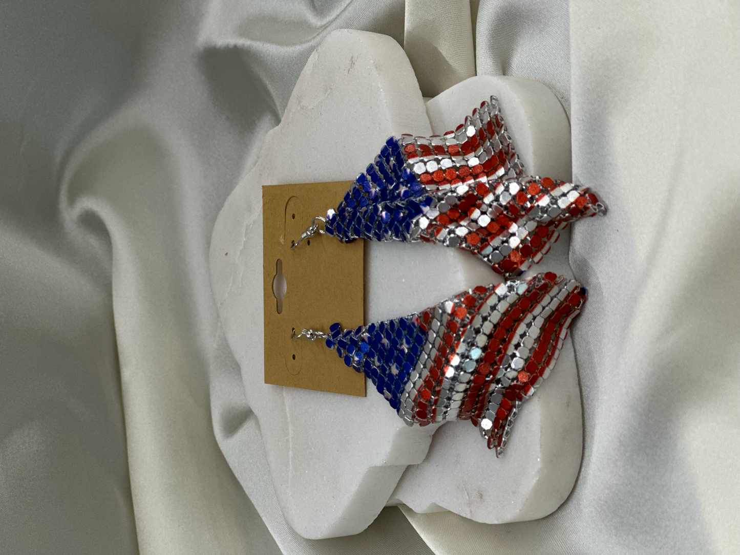 Red white blue USA flag wavy chain mesh earrings Earrings Accessories To Go