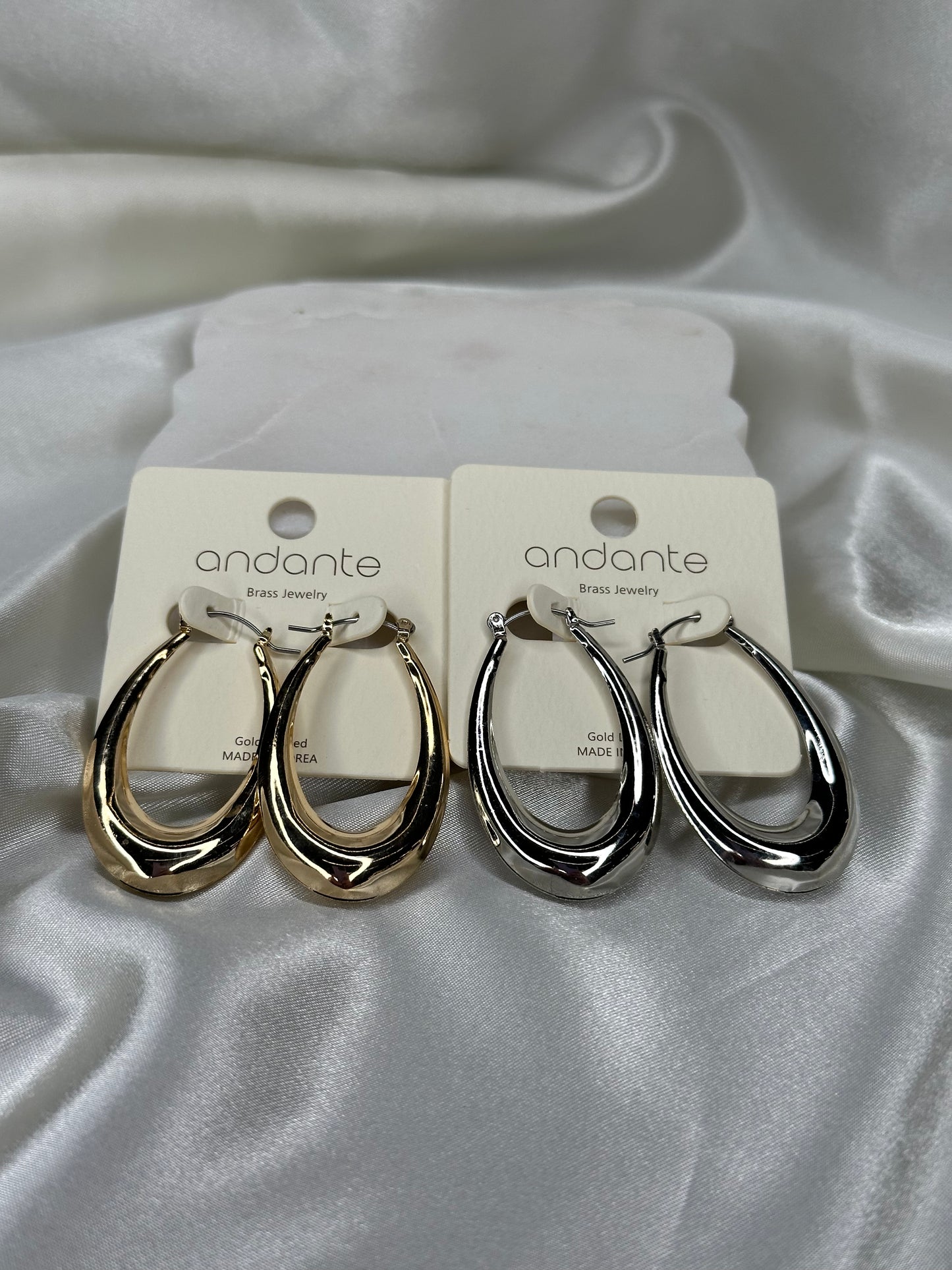 Metallic hoop earring Earrings Kinsey Designs