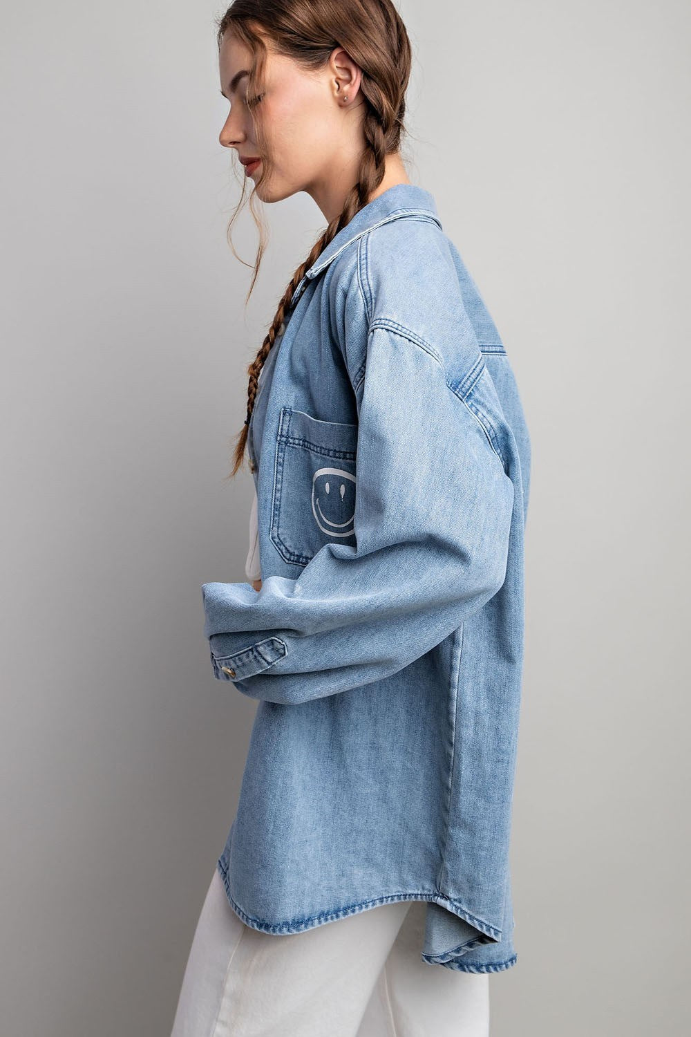 Smile denim button down shirt Blouse EE:Some
