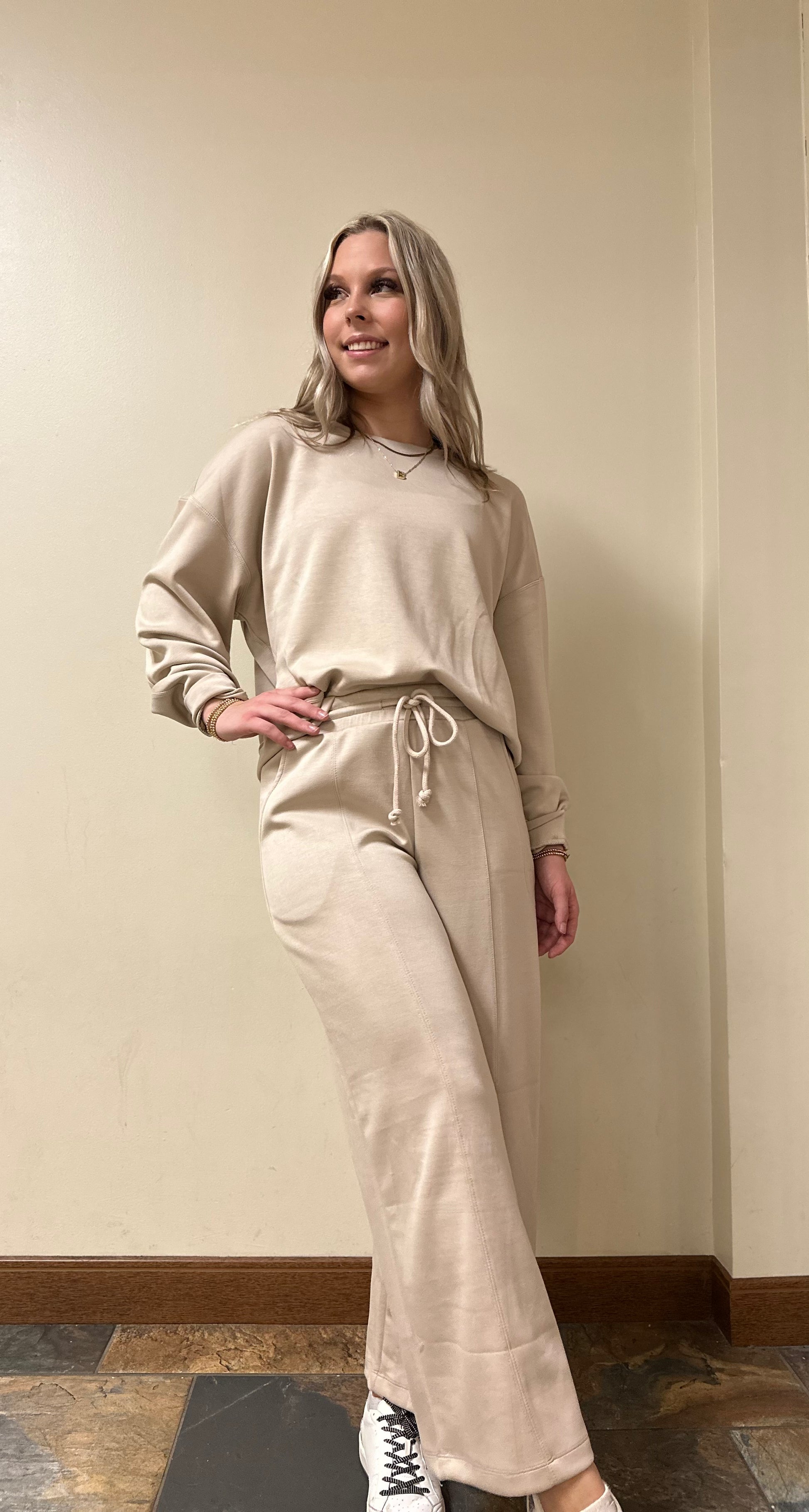 Scuba relaxed crop sweatshirt Sweatshirt Wishlist