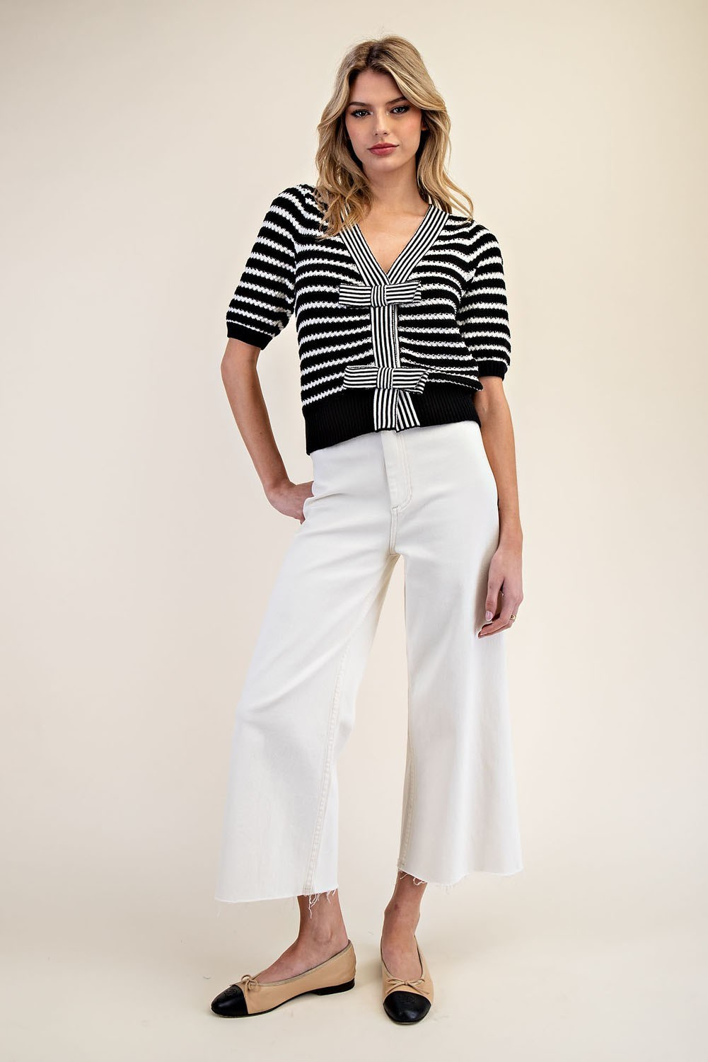 Striped V-neck short sleeve knit cardigan