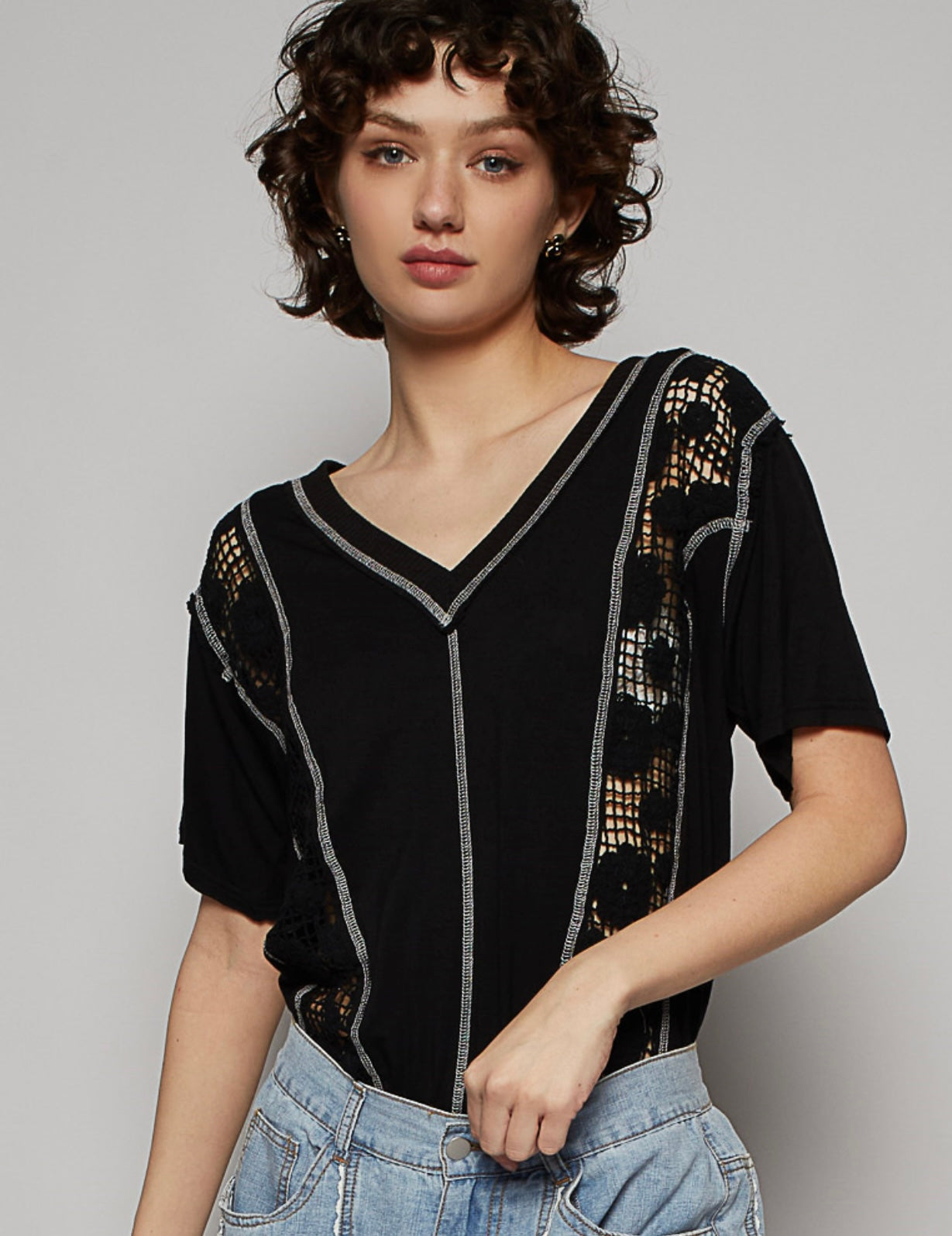 V-neck jersey with overlock stitch detail top