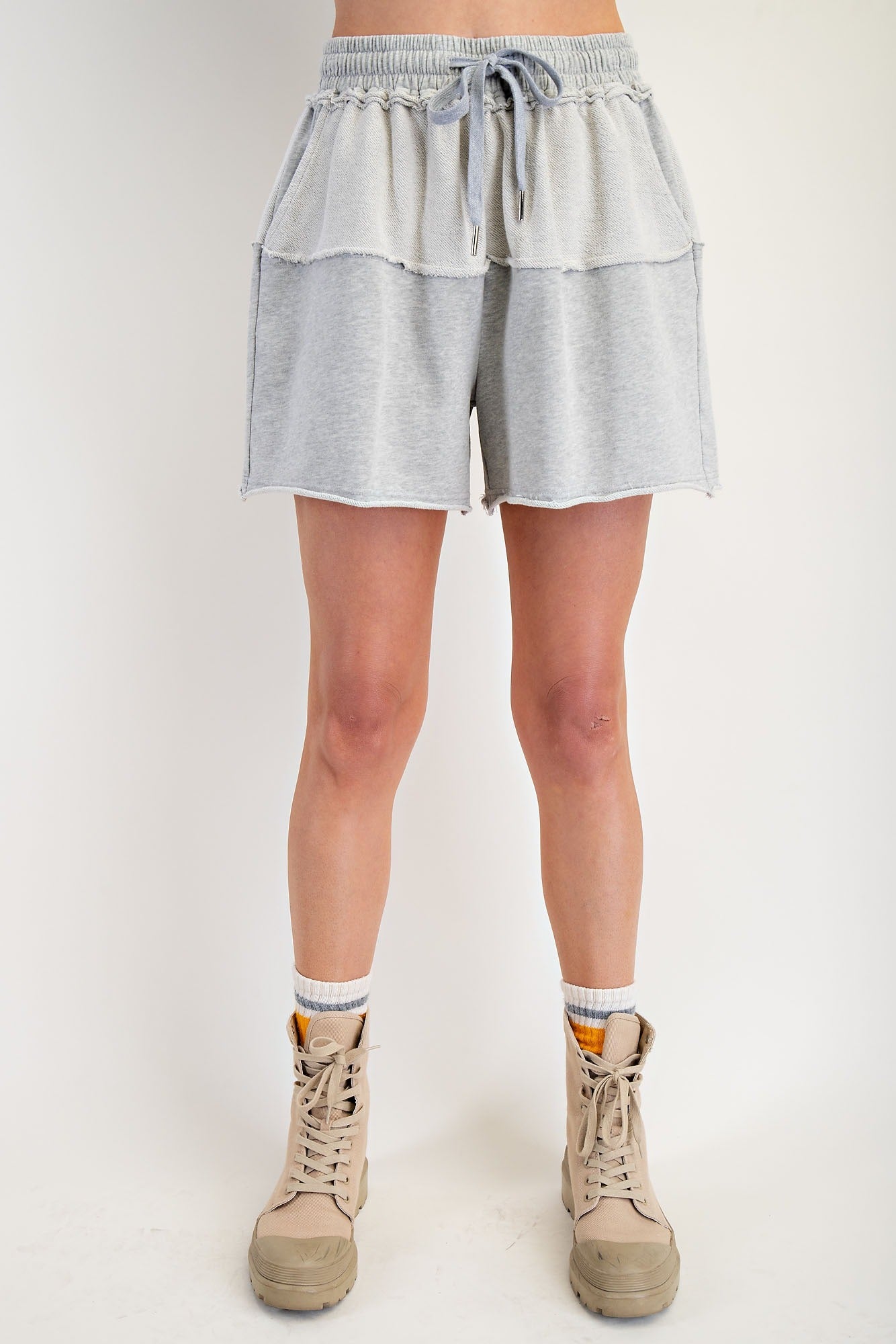 Upside down detailing mixed mineral washed terry knit short pants