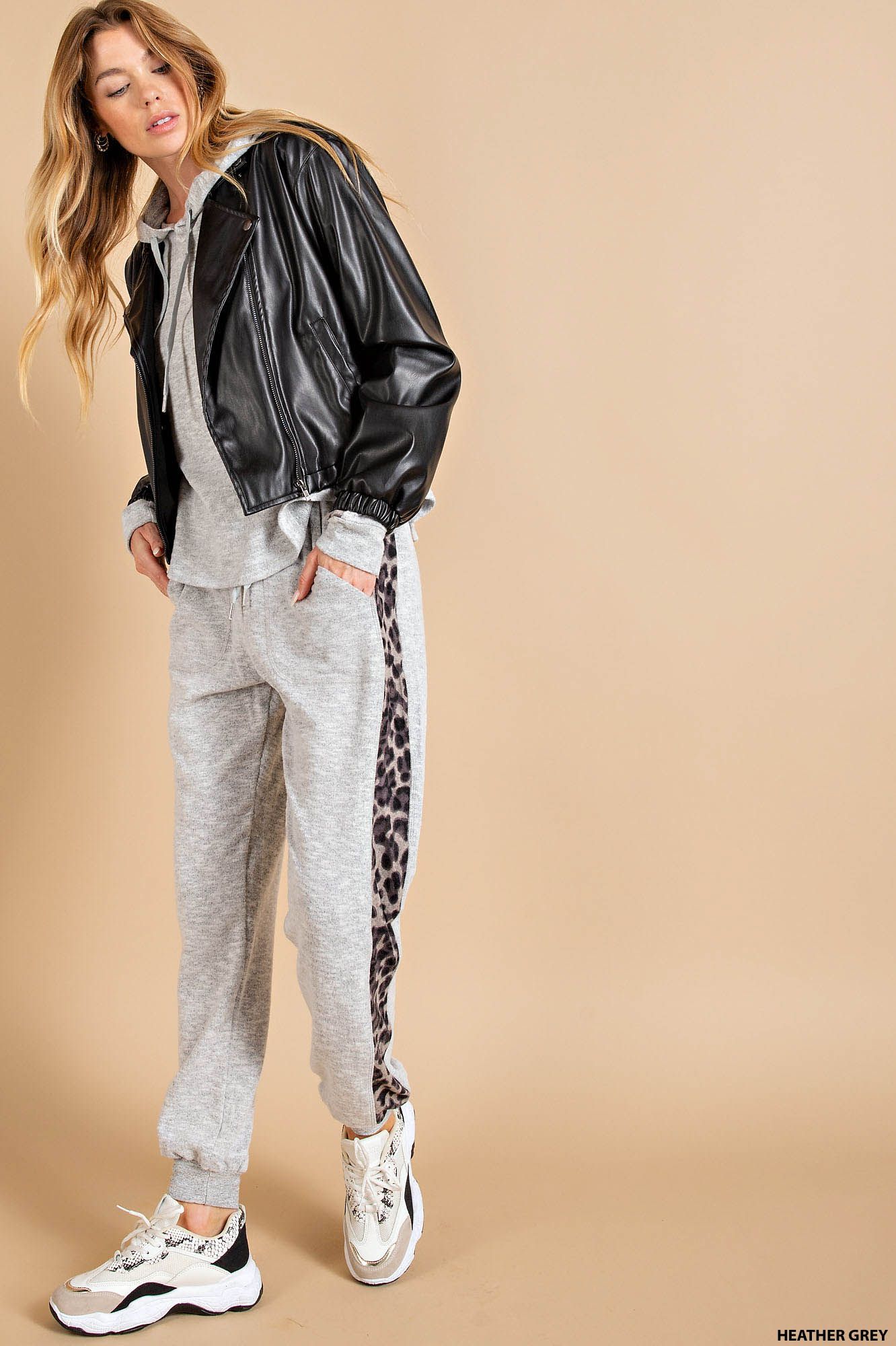 Animal print point pants and top set Sweatsuit Kori America
