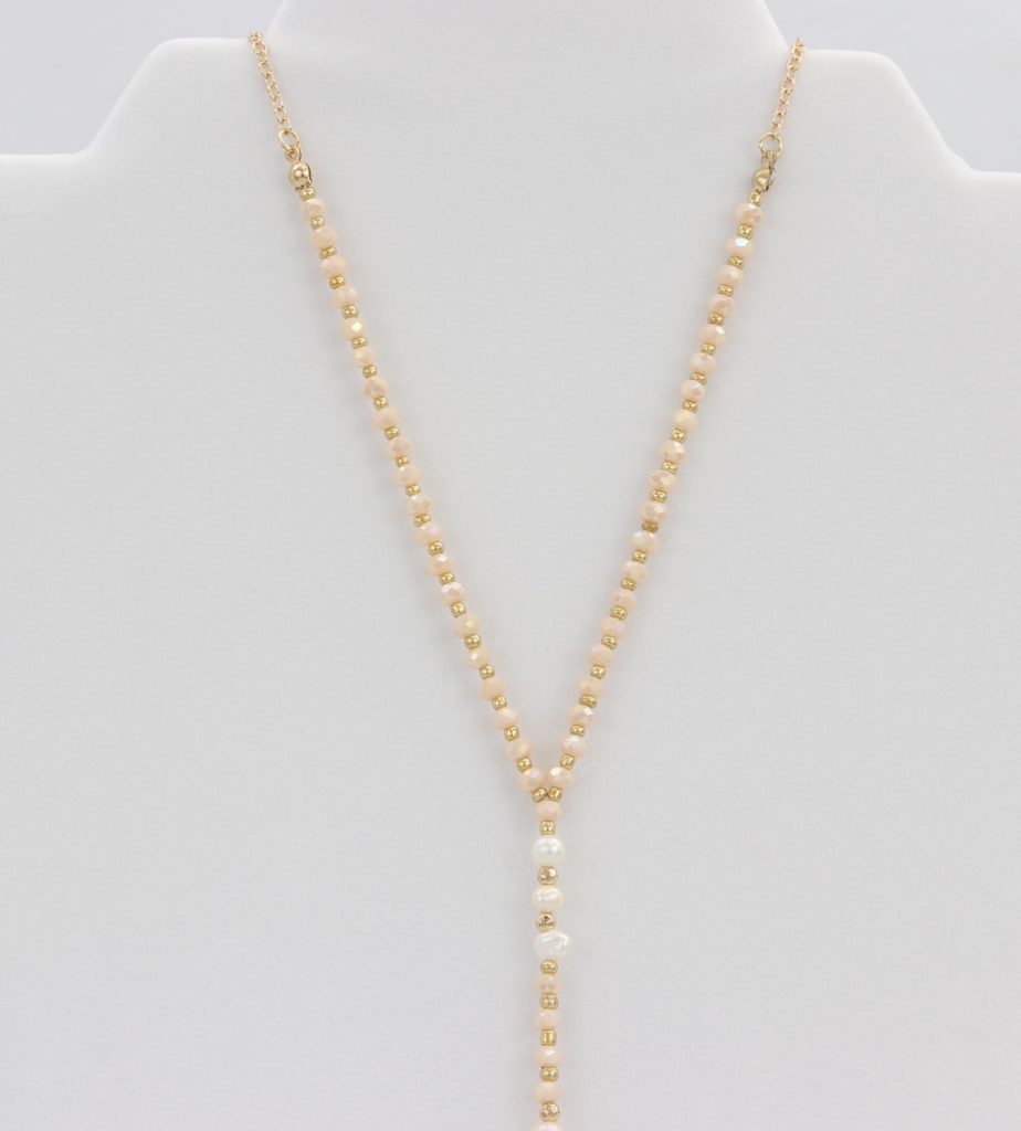Adjustable rose-gold necklace with alternating beads/gems and hammered pendant Ivy and Pearl Boutique