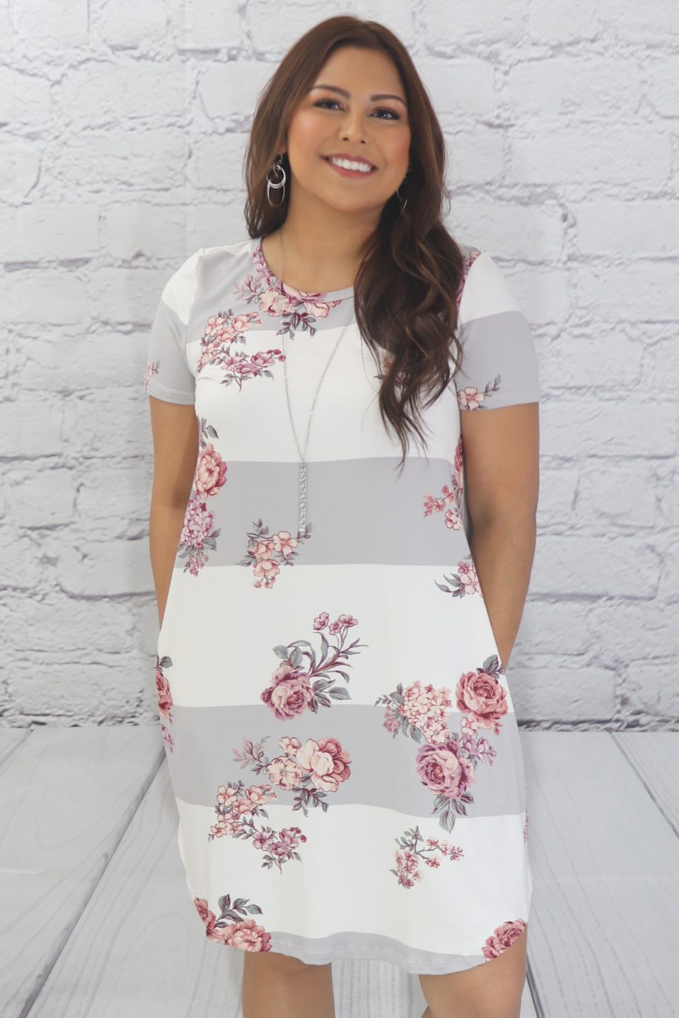 Block and floral dress with side pockets Ivy and Pearl Boutique