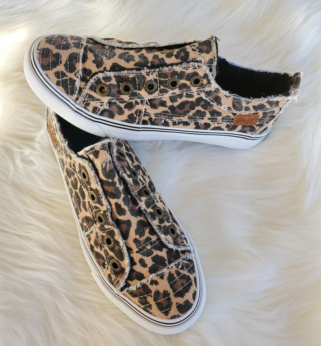 Blowfish Play slip-on sneaker Ivy and Pearl Boutique 10.0