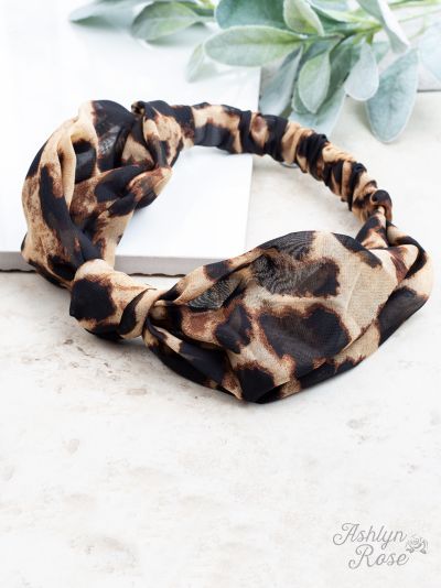 Cheetah knotted stretchy headband Ivy and Pearl Boutique
