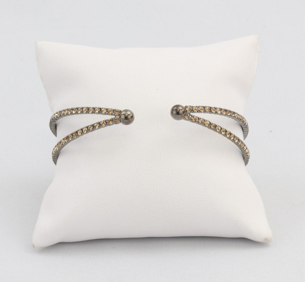 Criss-cross bracelet with inlaid simulated diamonds Ivy and Pearl Boutique