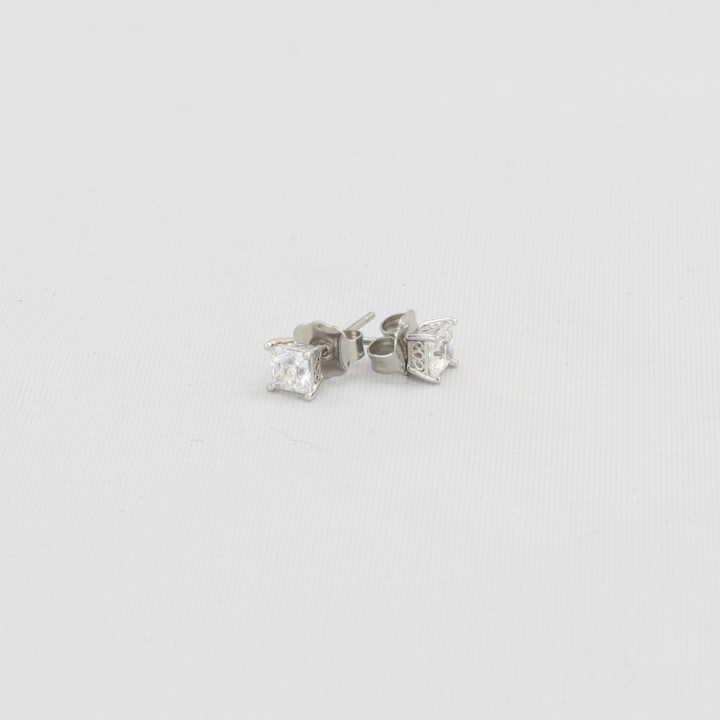 Bobby Schandra simulated diamond (Cubic Zirconia Diamond-quality Grade 5 ) stud earring (4mm) Ivy and Pearl Boutique