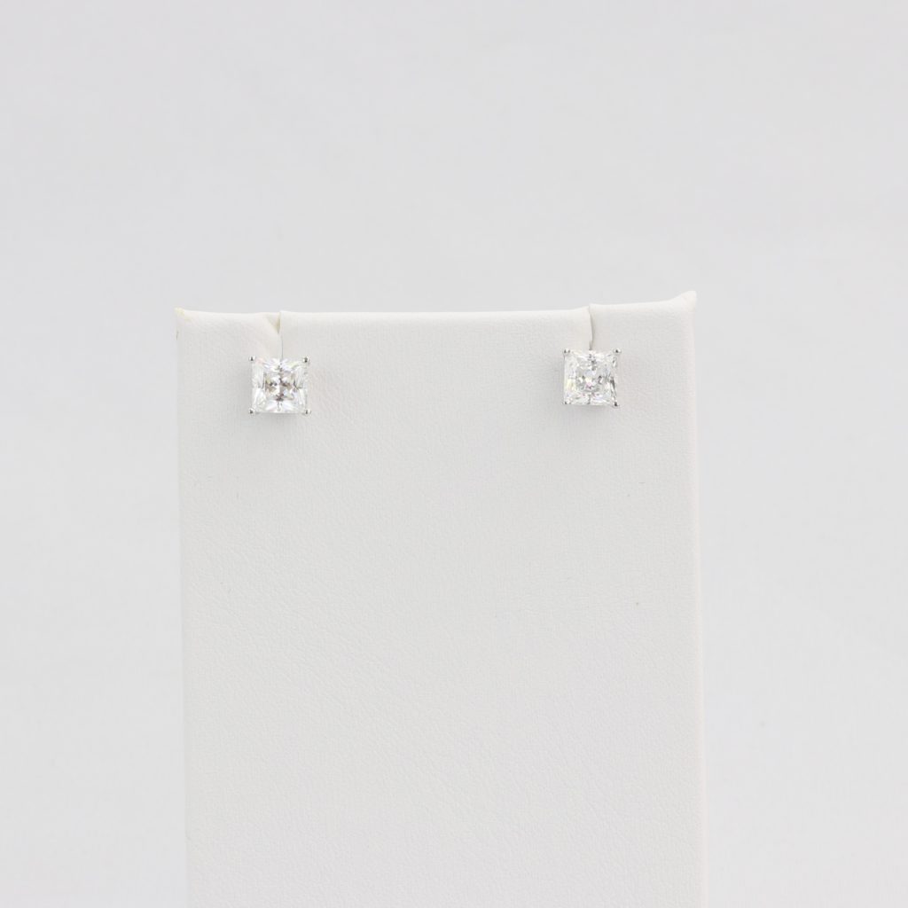 Bobby Schandra simulated diamond (Cubic Zirconia Diamond-quality Grade 5 ) stud earring (6mm) Ivy and Pearl Boutique