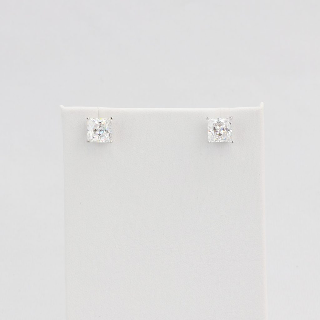Bobby Schandra simulated diamond (Cubic Zirconia Diamond-quality Grade 5 ) stud earring (7mm) Ivy and Pearl Boutique