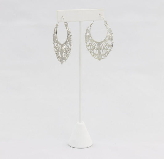 Hoop earring with solid decorative plate design  Ivy and Pearl Boutique