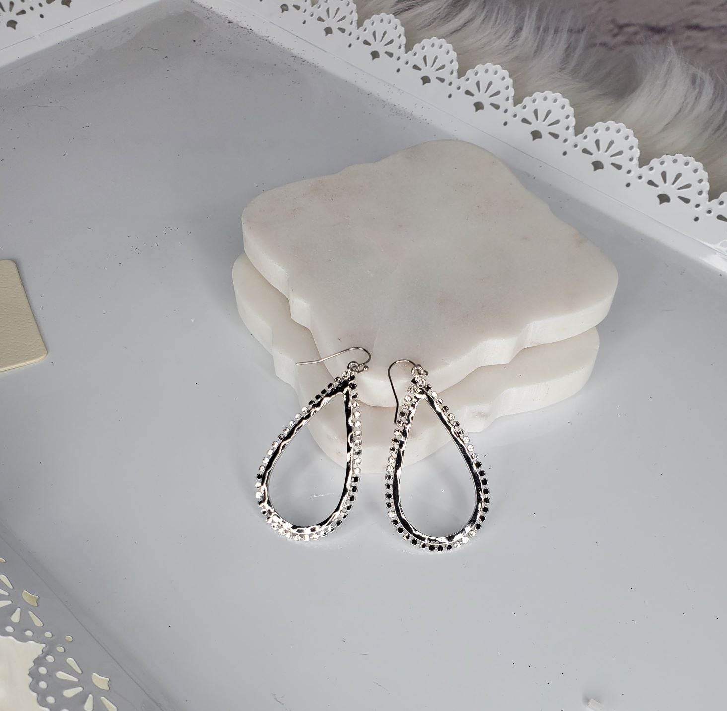 Its Sense rough edge teardrop shape earrings  Ivy and Pearl Boutique