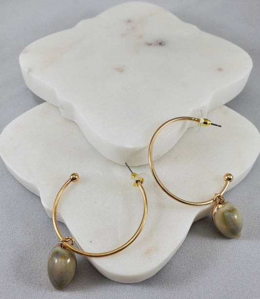 Kenze Panne Half Loop Seashell Gold Earring  Ivy and Pearl Boutique