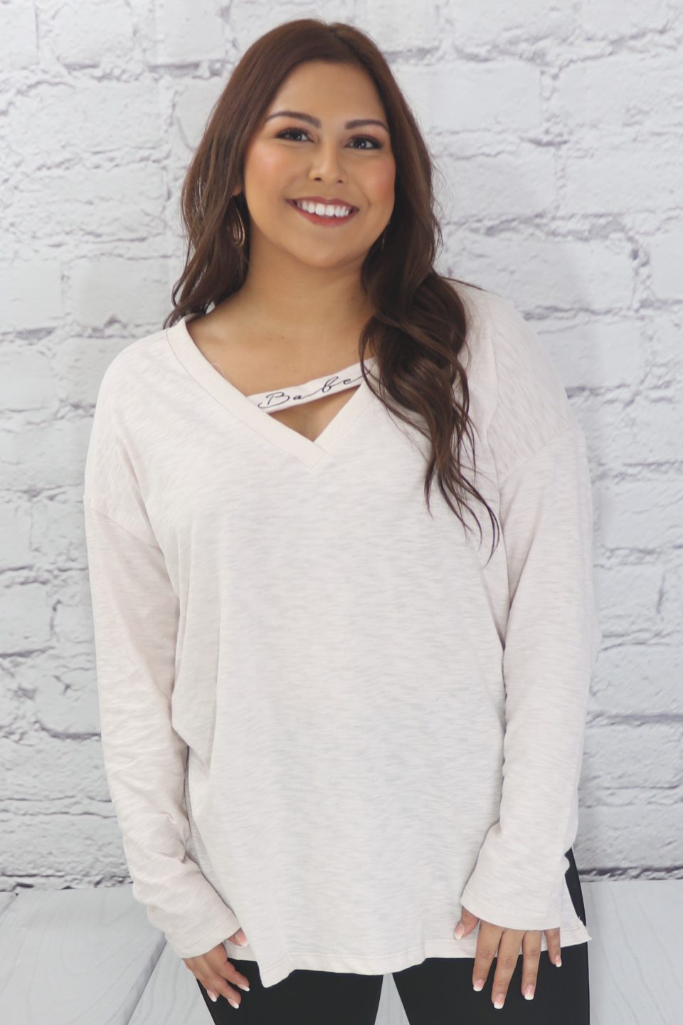 Knit v-neck top with printed band Ivy and Pearl Boutique S