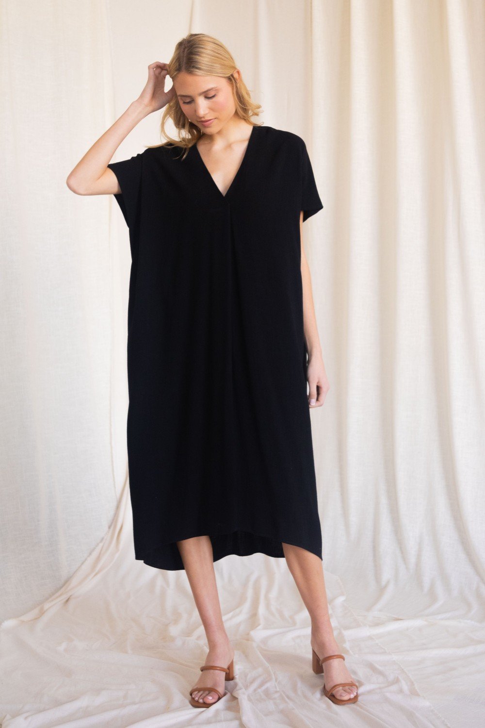 Linen maxi dress with a v neckline and side pockets (multiple colors available)  Ivy and Pearl Boutique