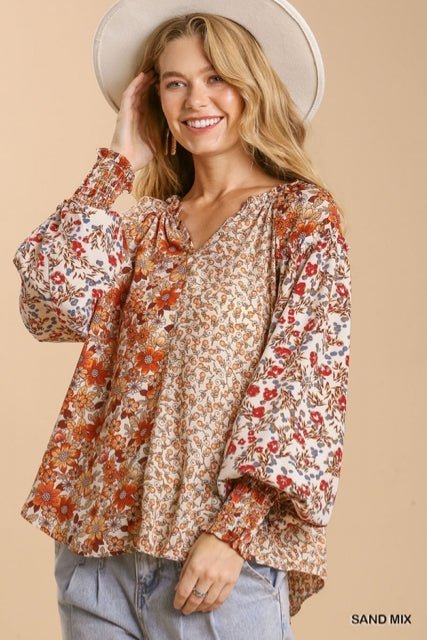Umgee mixed Flower Print Split Neck Top with High Low Hem and No Lining Ivy and Pearl Boutique Sand S