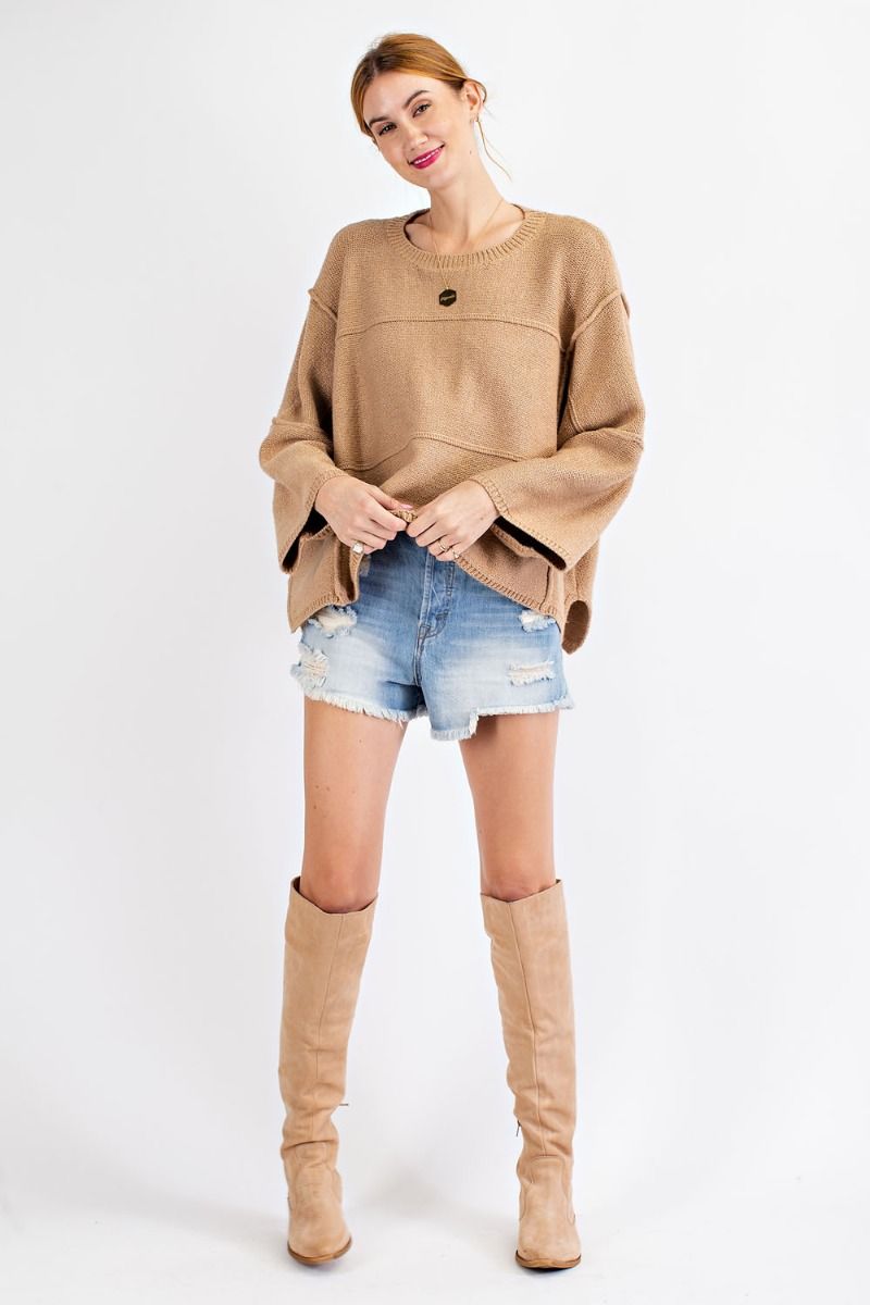 Oversized wide sleeve sweater with rounded neckline Ivy and Pearl Boutique