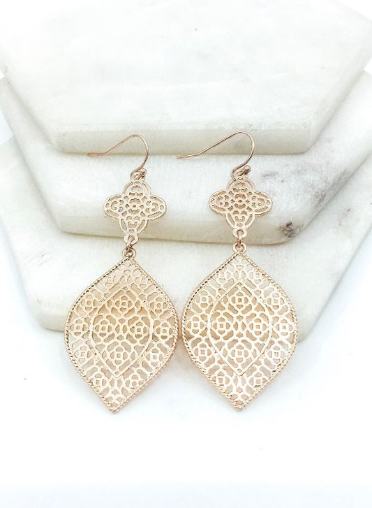 Pendant cutout drop earrings  Ivy and Pearl Boutique Gold
