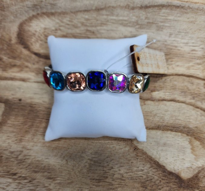 Silver rhinestone curvy stretch bracelet Ivy and Pearl Boutique