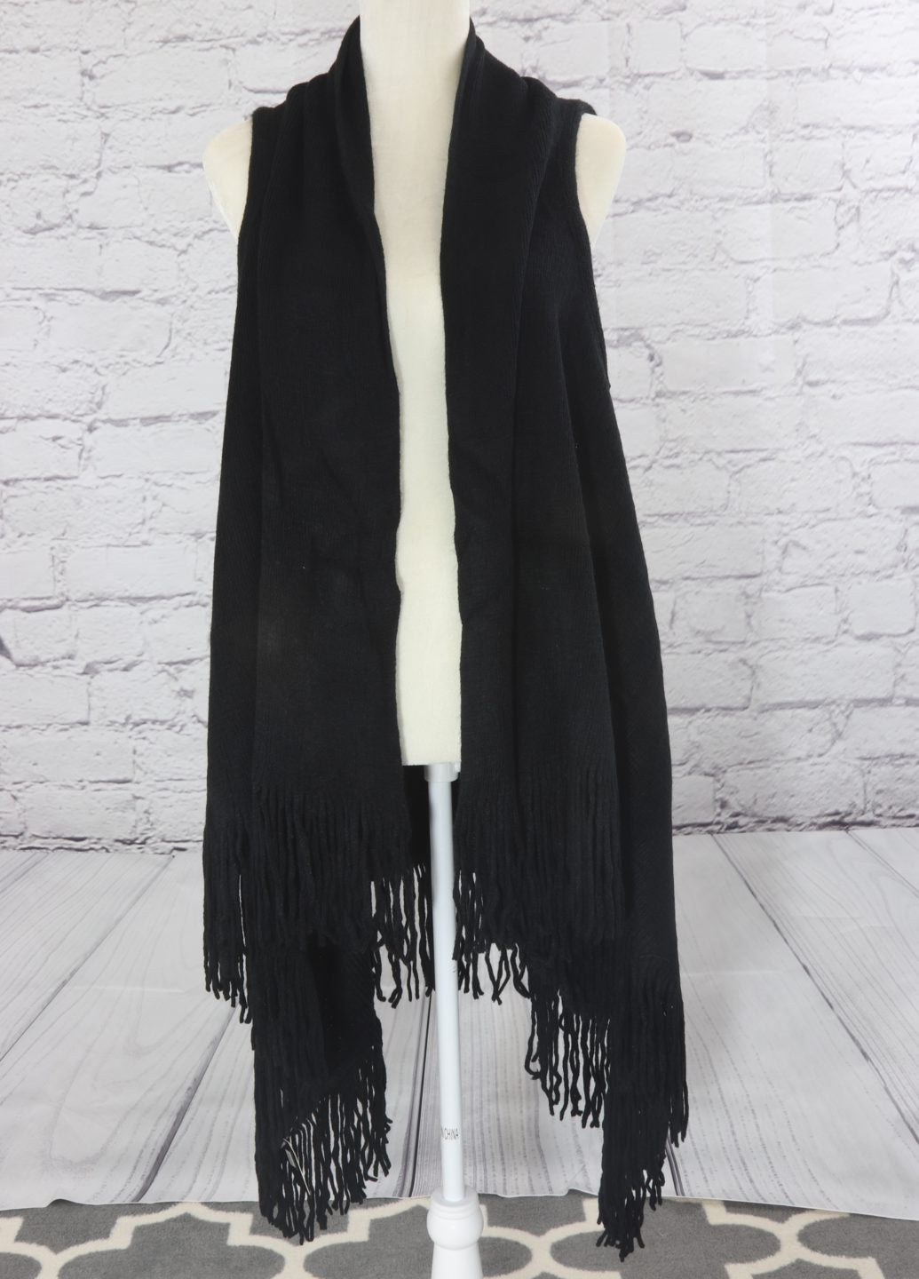 Solid fringe knit vest Ivy and Pearl Boutique Black