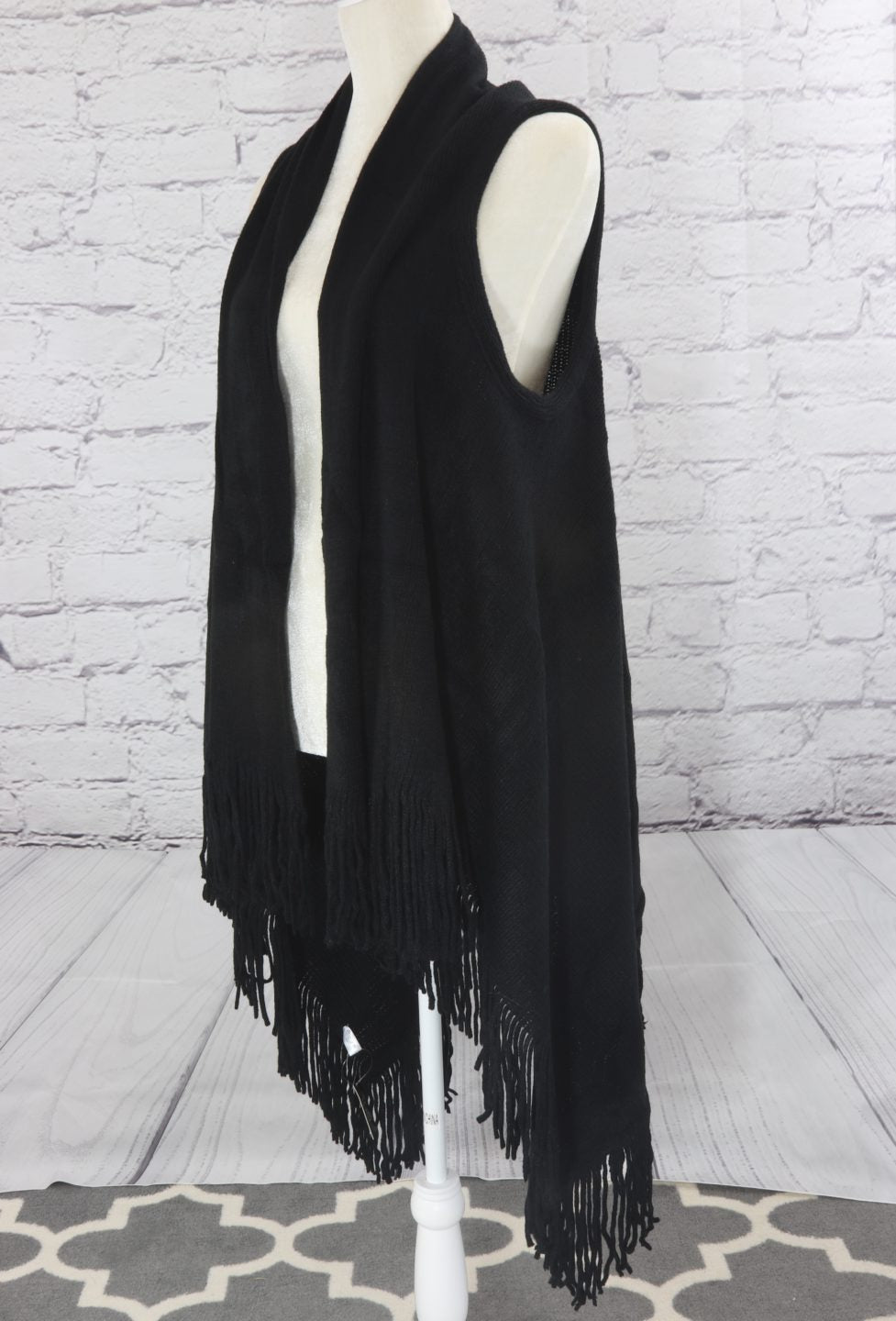 Solid fringe knit vest Ivy and Pearl Boutique