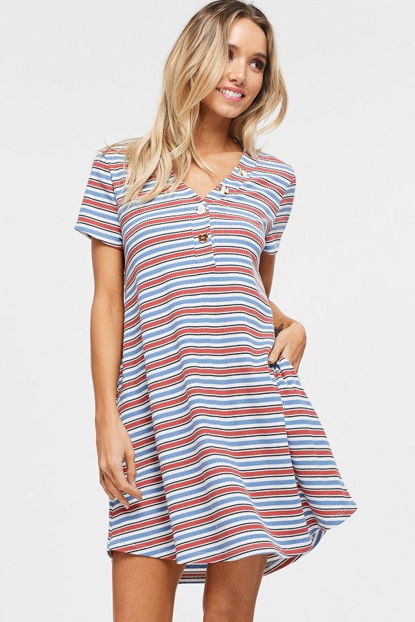 Short sleeve striped knit shift dress with V-neck and faux-button detail and pockets Ivy and Pearl Boutique S