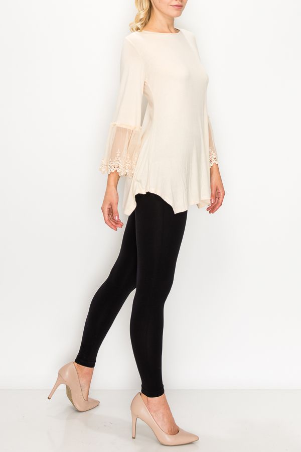 Tunic top with lace trim on sleeves Ivy and Pearl Boutique
