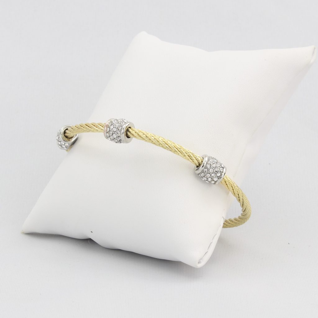 Twisted cable bracelet with barrel-clusters of synthetic diamonds and magnetic clasp Ivy and Pearl Boutique