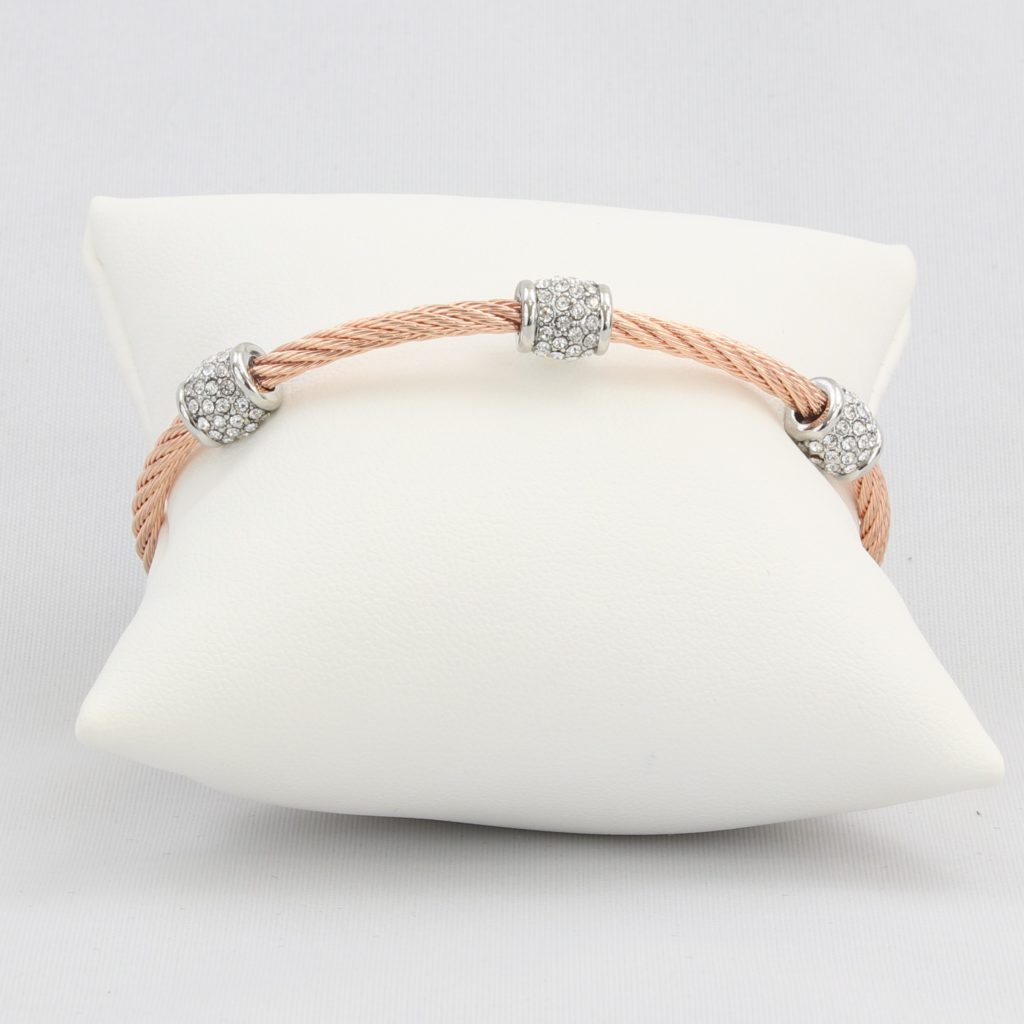 Twisted cable bracelet with barrel-clusters of synthetic diamonds and magnetic clasp Ivy and Pearl Boutique