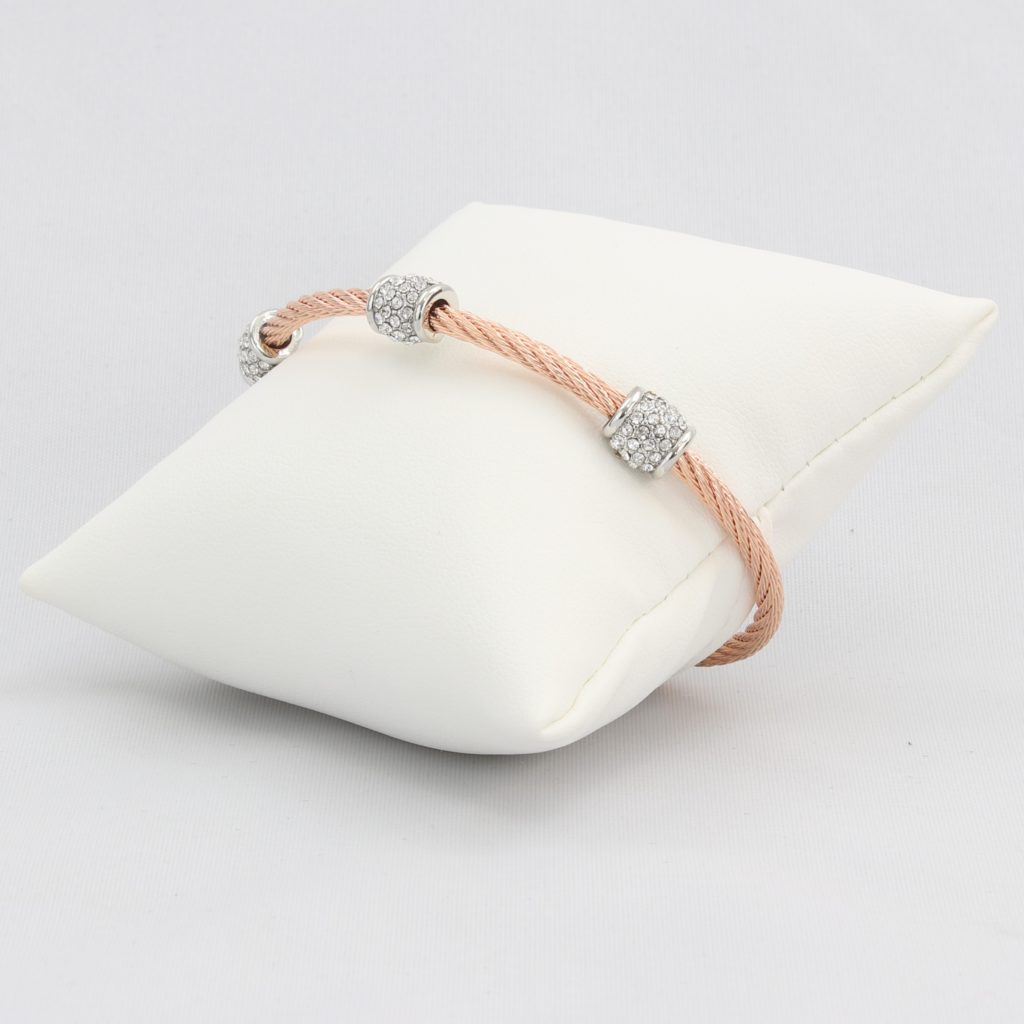 Twisted cable bracelet with barrel-clusters of synthetic diamonds and magnetic clasp Ivy and Pearl Boutique