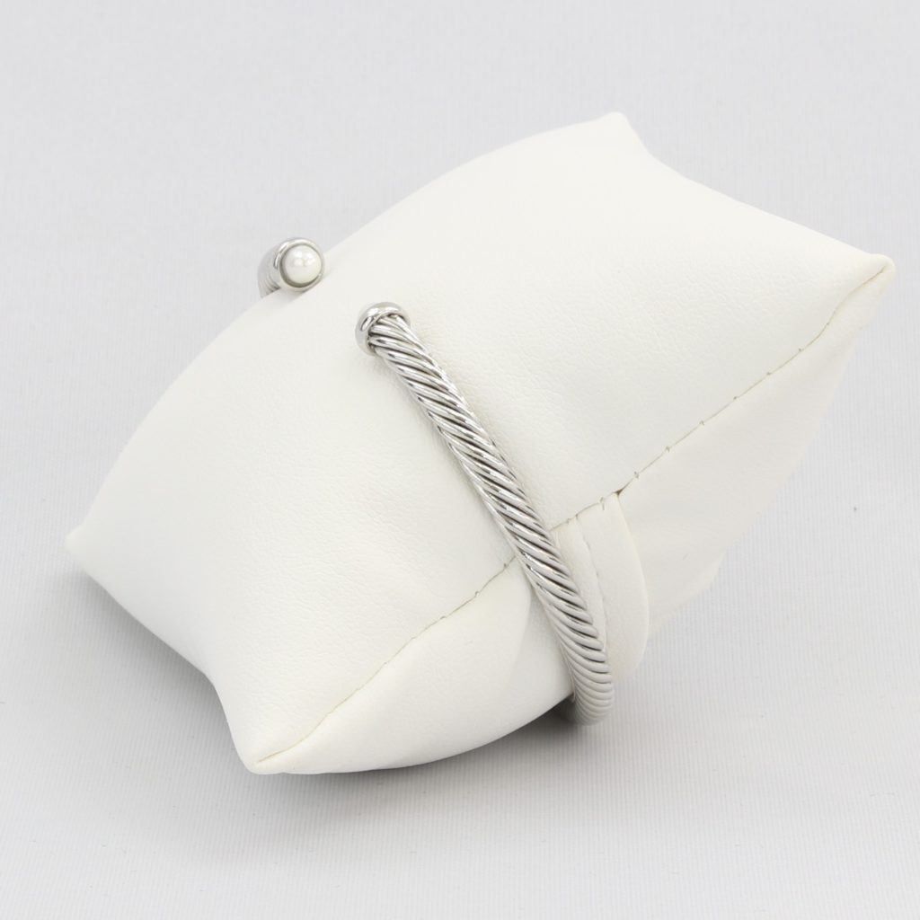 Rope cuff bracelet with colored faceted gemstone Ivy and Pearl Boutique