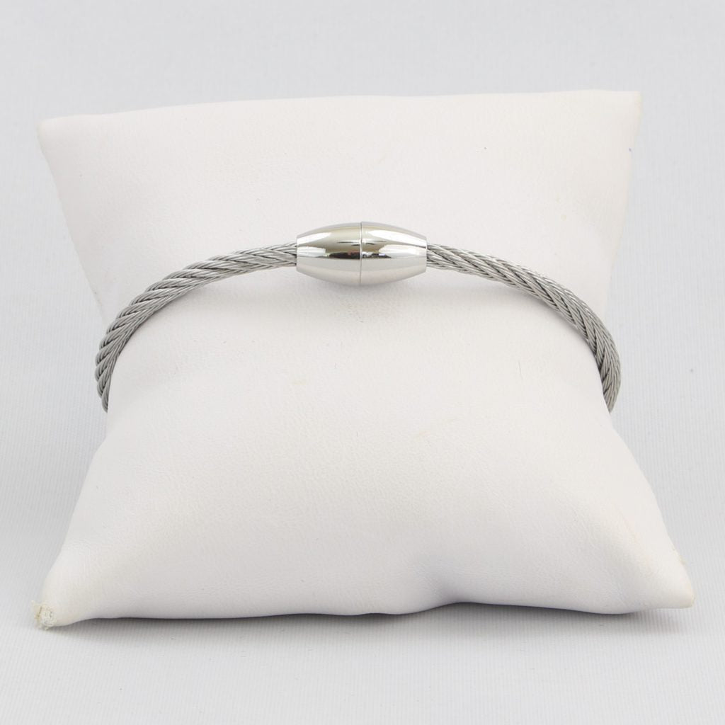 Twisted cable cuff bracelet with magnetic clasp Ivy and Pearl Boutique