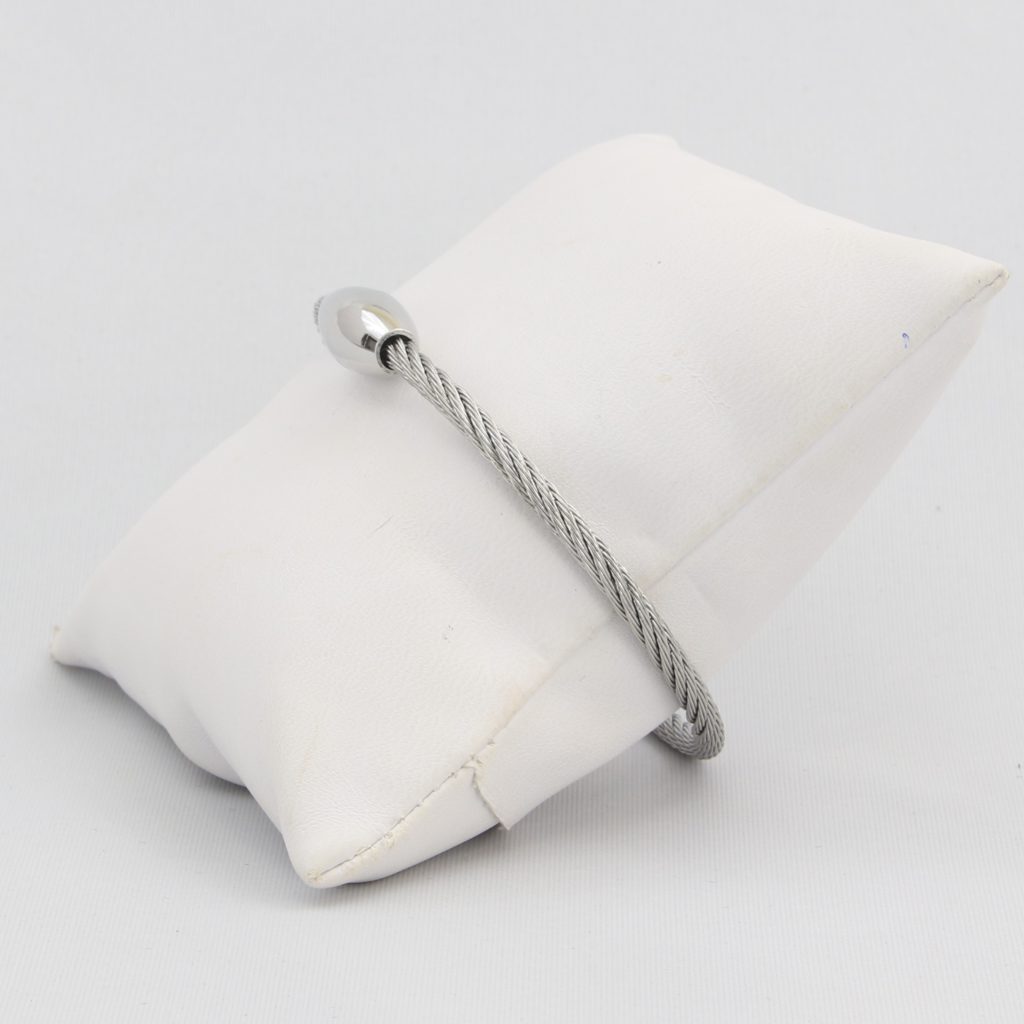 Twisted cable cuff bracelet with magnetic clasp Ivy and Pearl Boutique