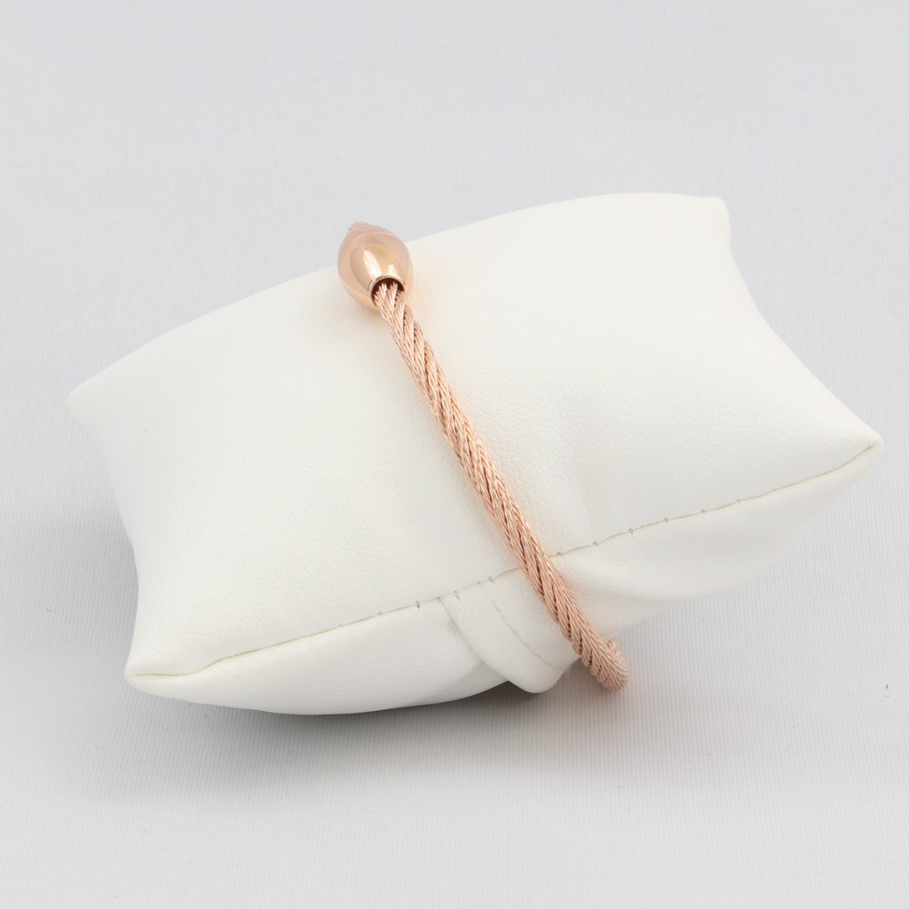 Twisted cable cuff bracelet with magnetic clasp Ivy and Pearl Boutique