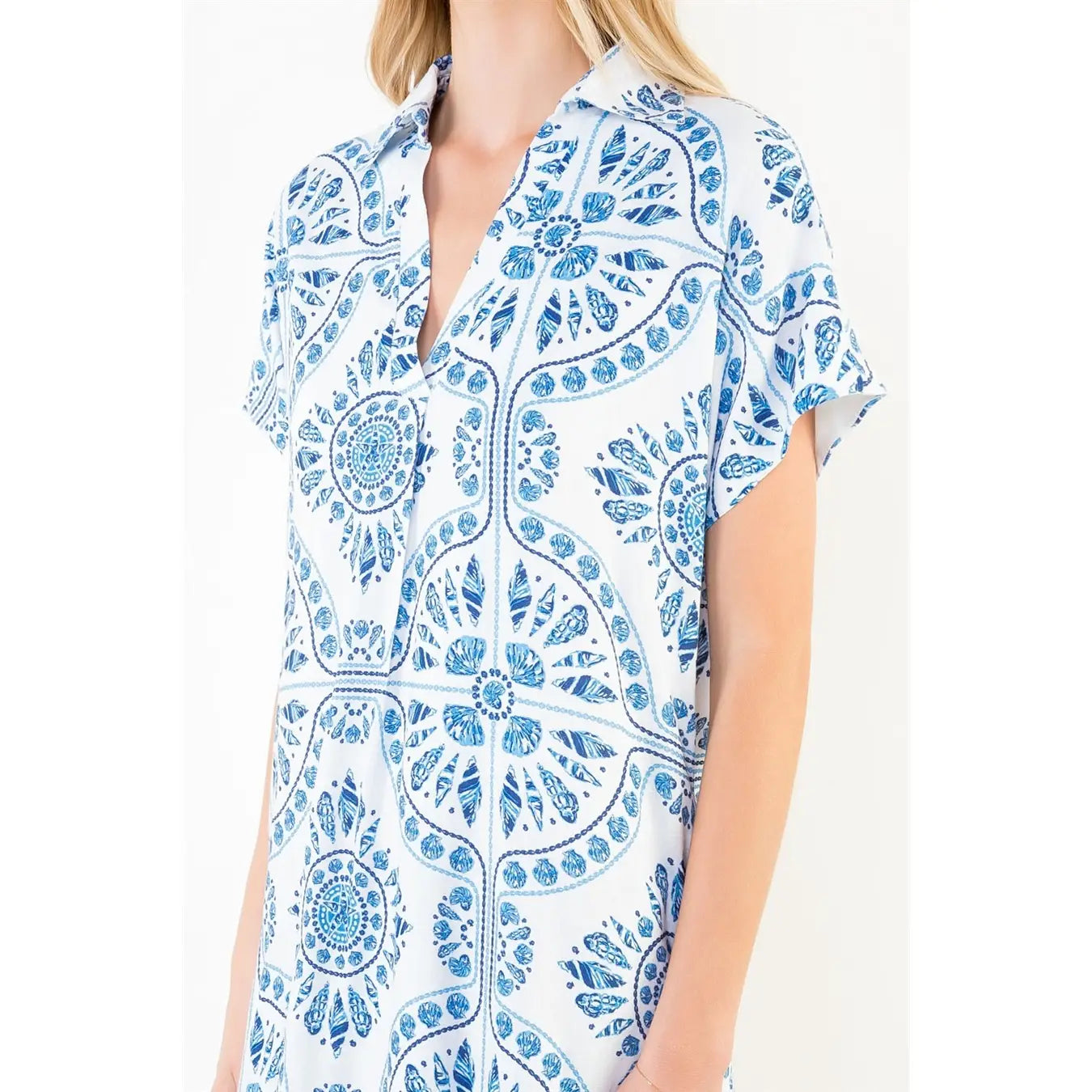 THML Short sleeve pattern detail v-neck dress