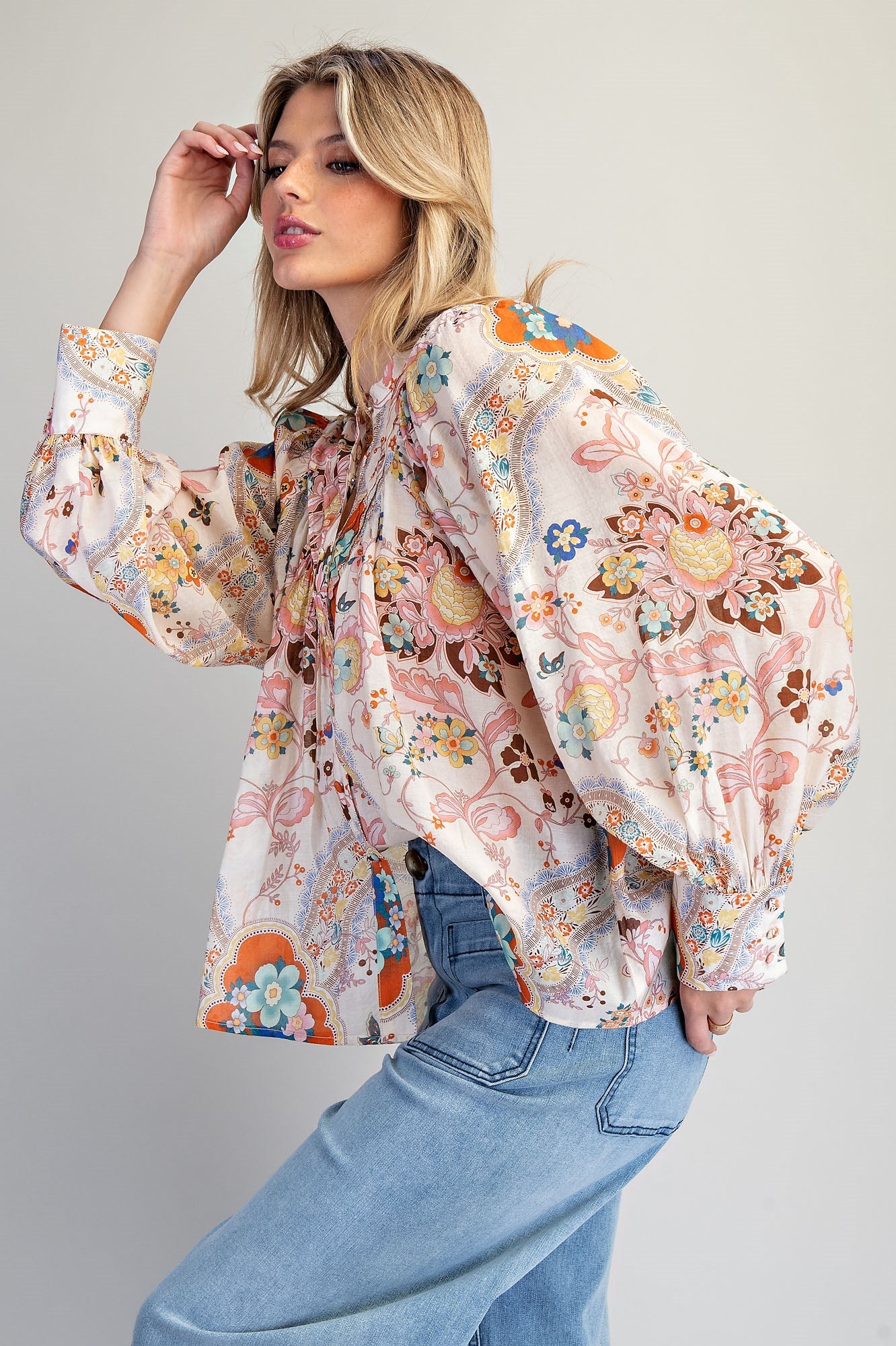 Button down paisley printed blouse with buttoned cuffs