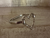 Heart hinged metal bracelet