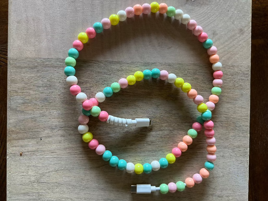 Colorful pearl bead charger cord