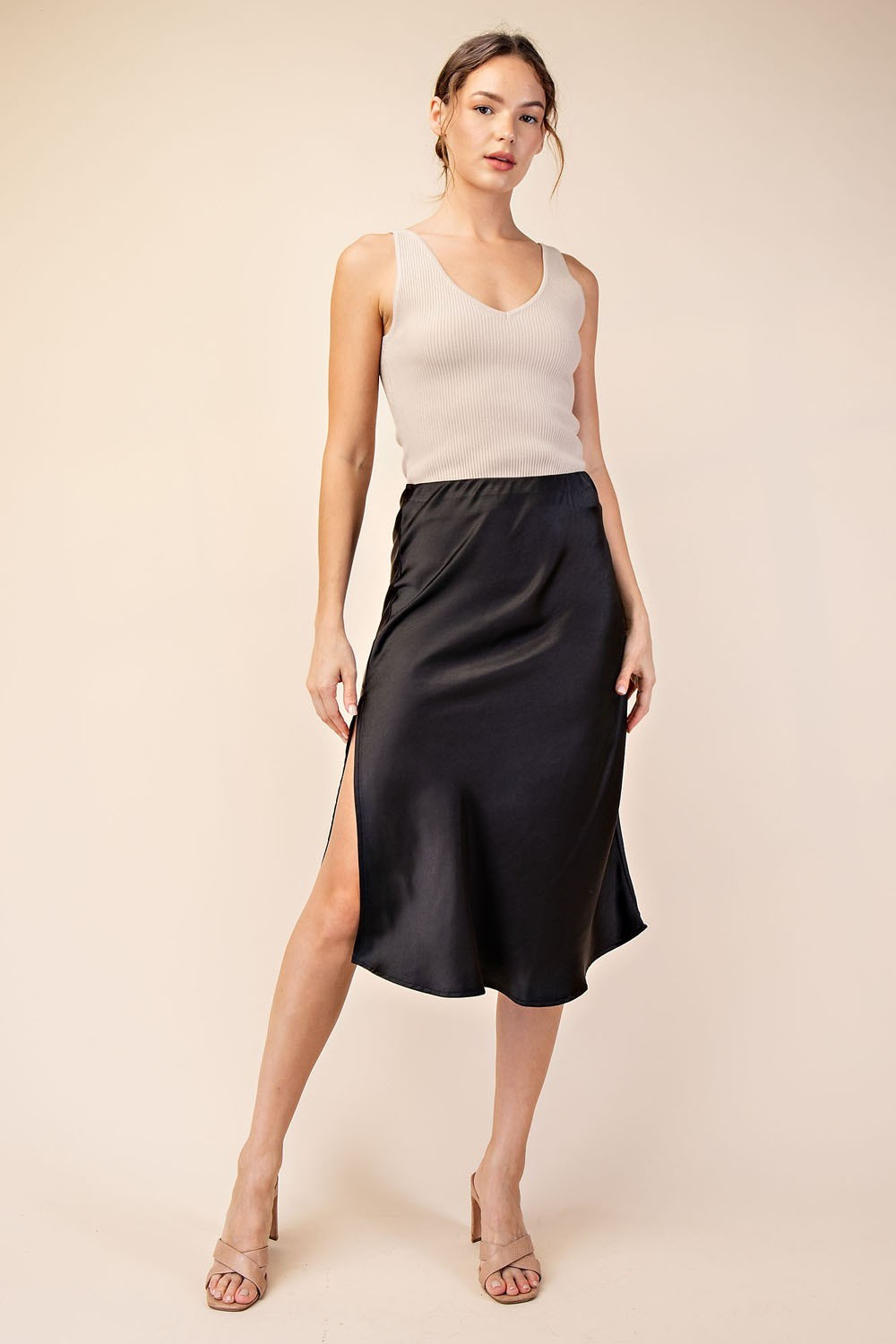 Classic satin fabric midi skirt with side slit