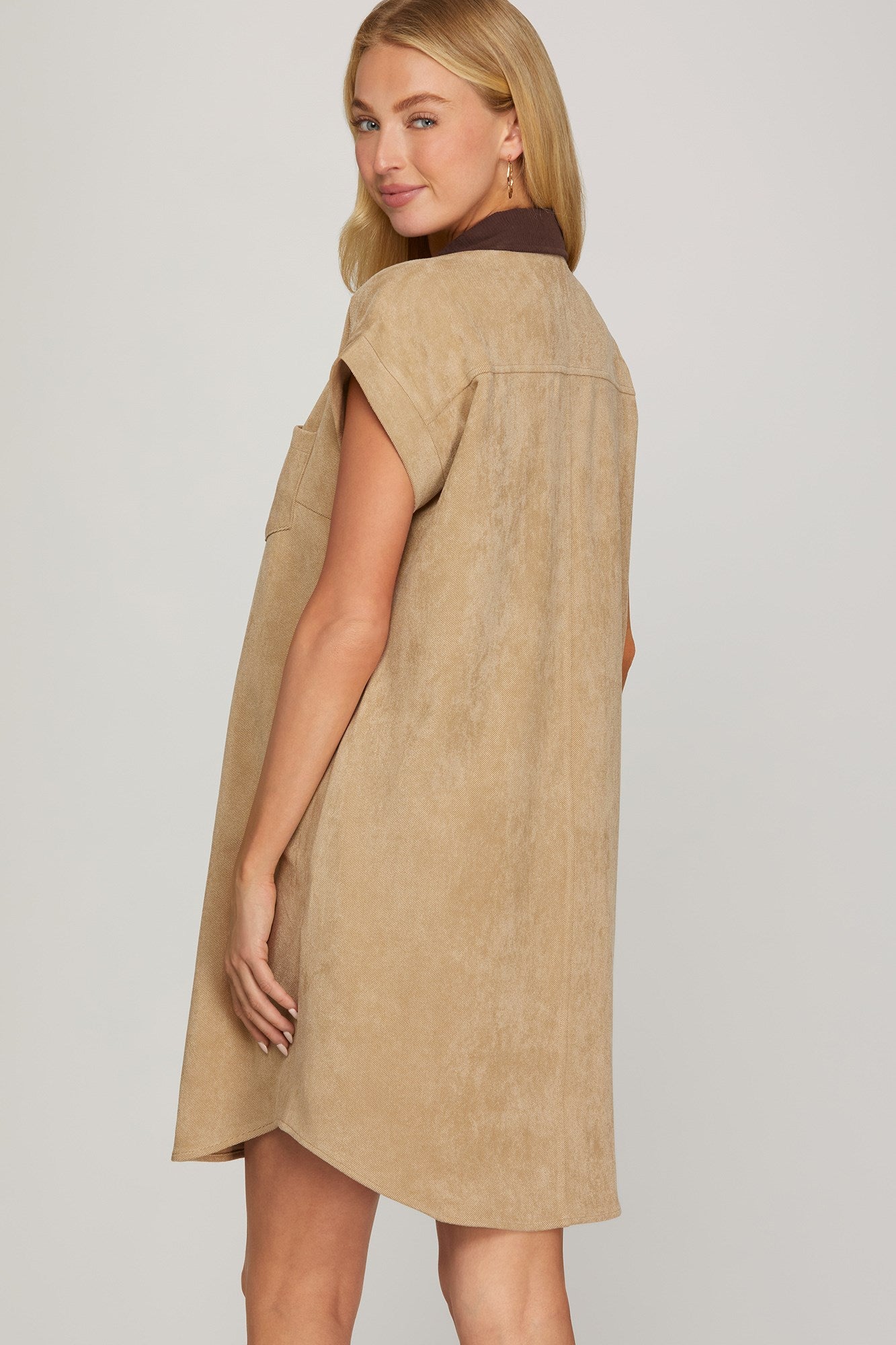 Short sleeve contrast collar button down twill suede mini shirt dress with pockets